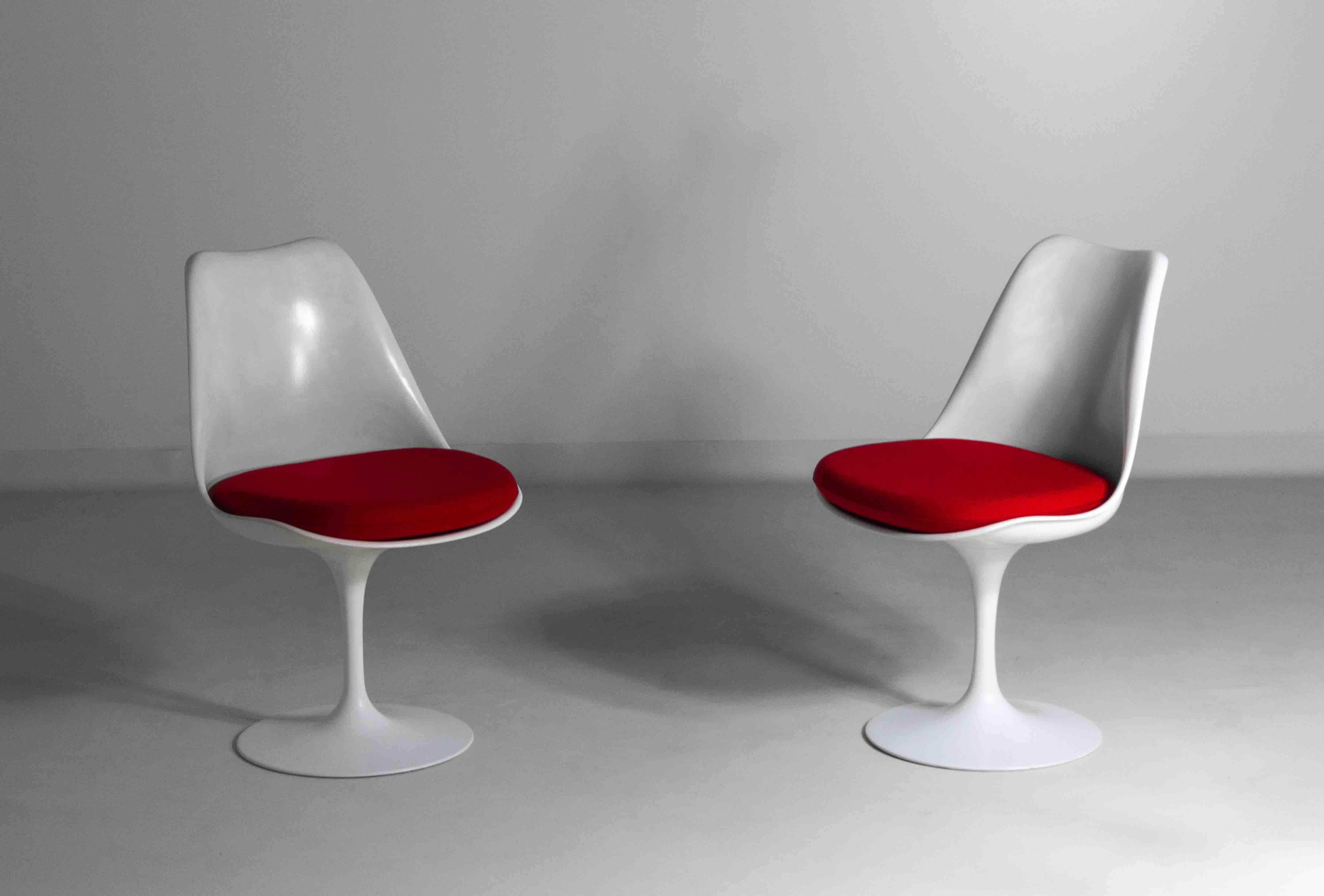 Beautiful set of 5 tulip chairs by Eero Saarinen for Knoll International, 1970s 6