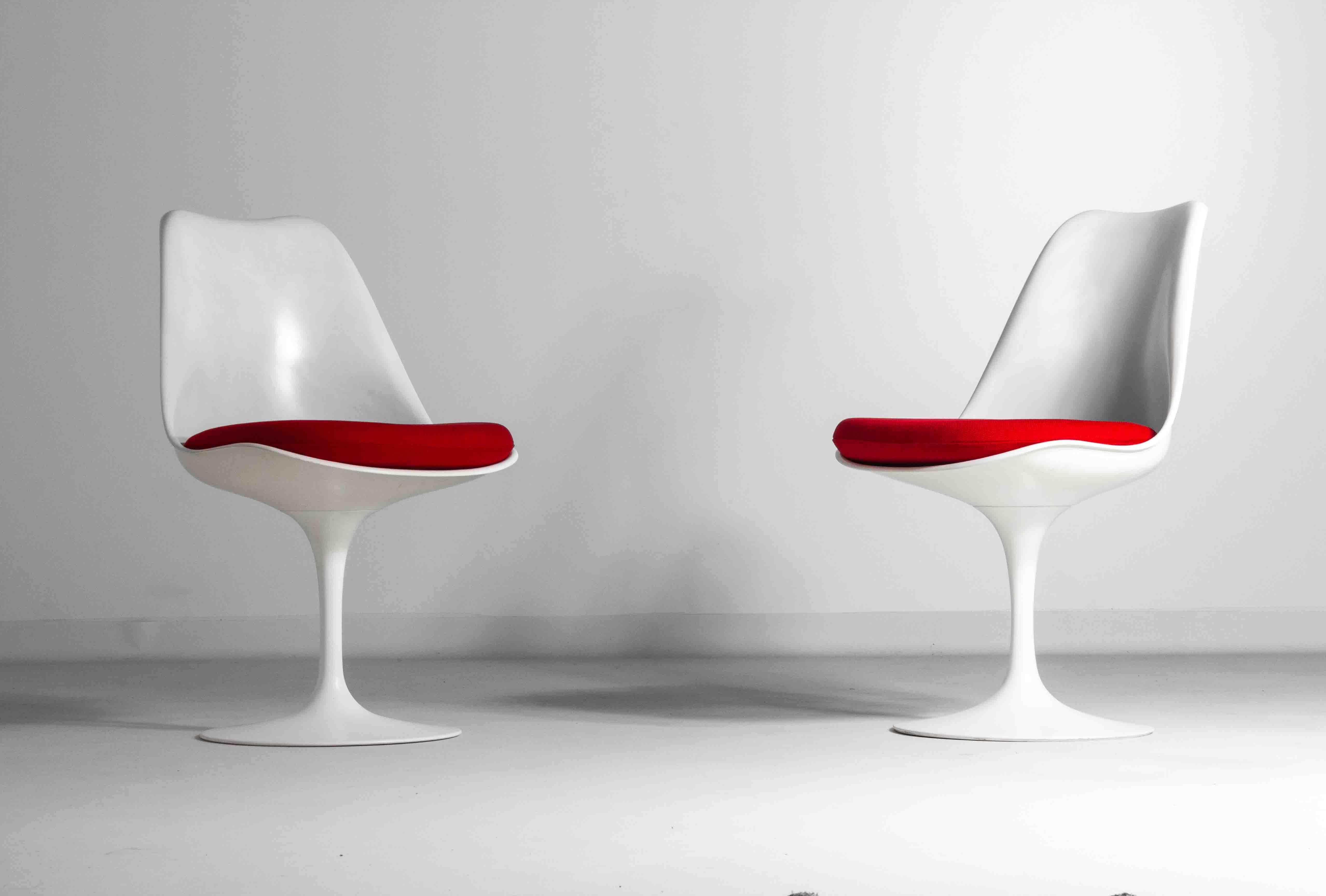 Beautiful set of 5 tulip chairs by Eero Saarinen for Knoll International, 1970s 7