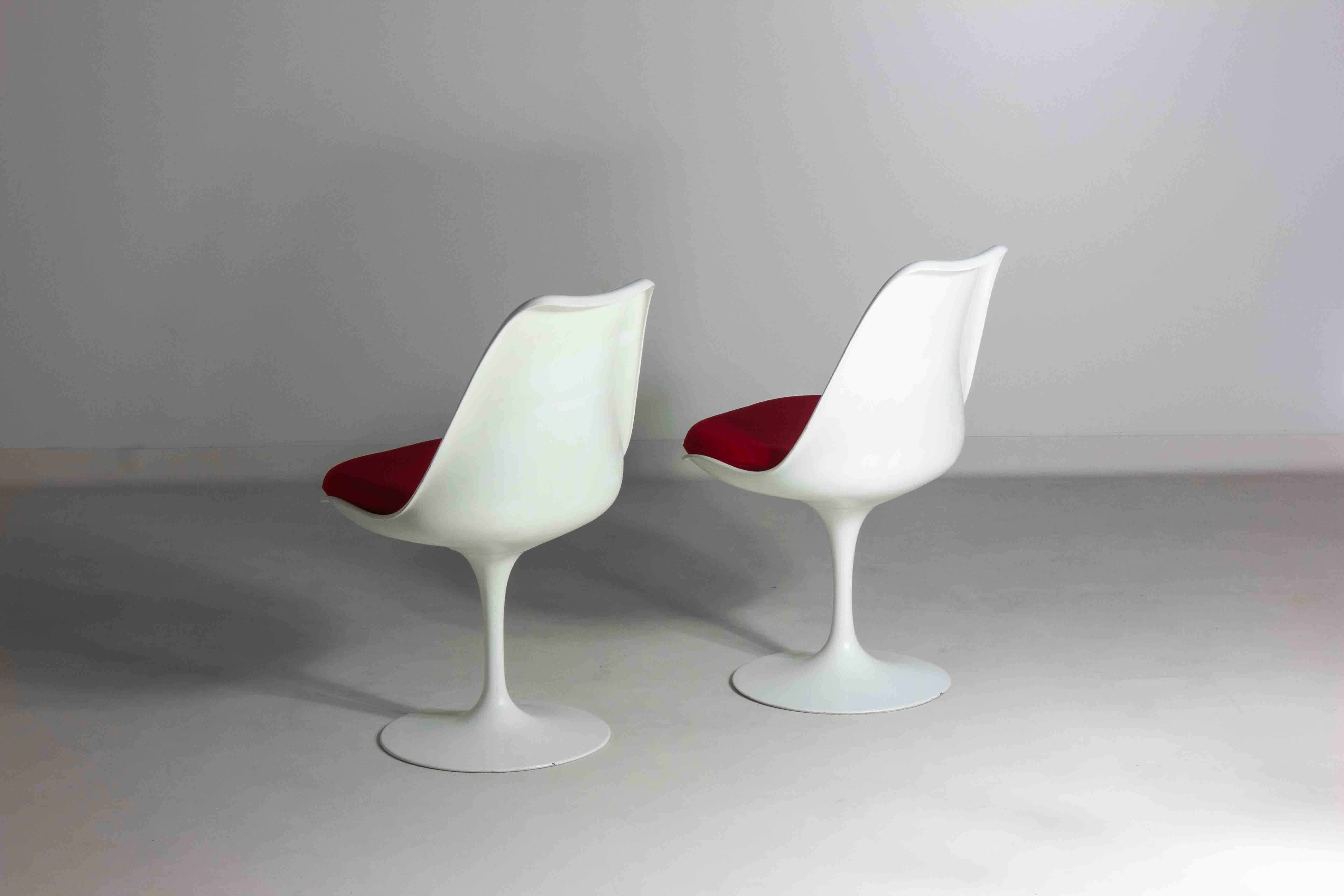 Beautiful set of 5 tulip chairs by Eero Saarinen for Knoll International, 1970s 8