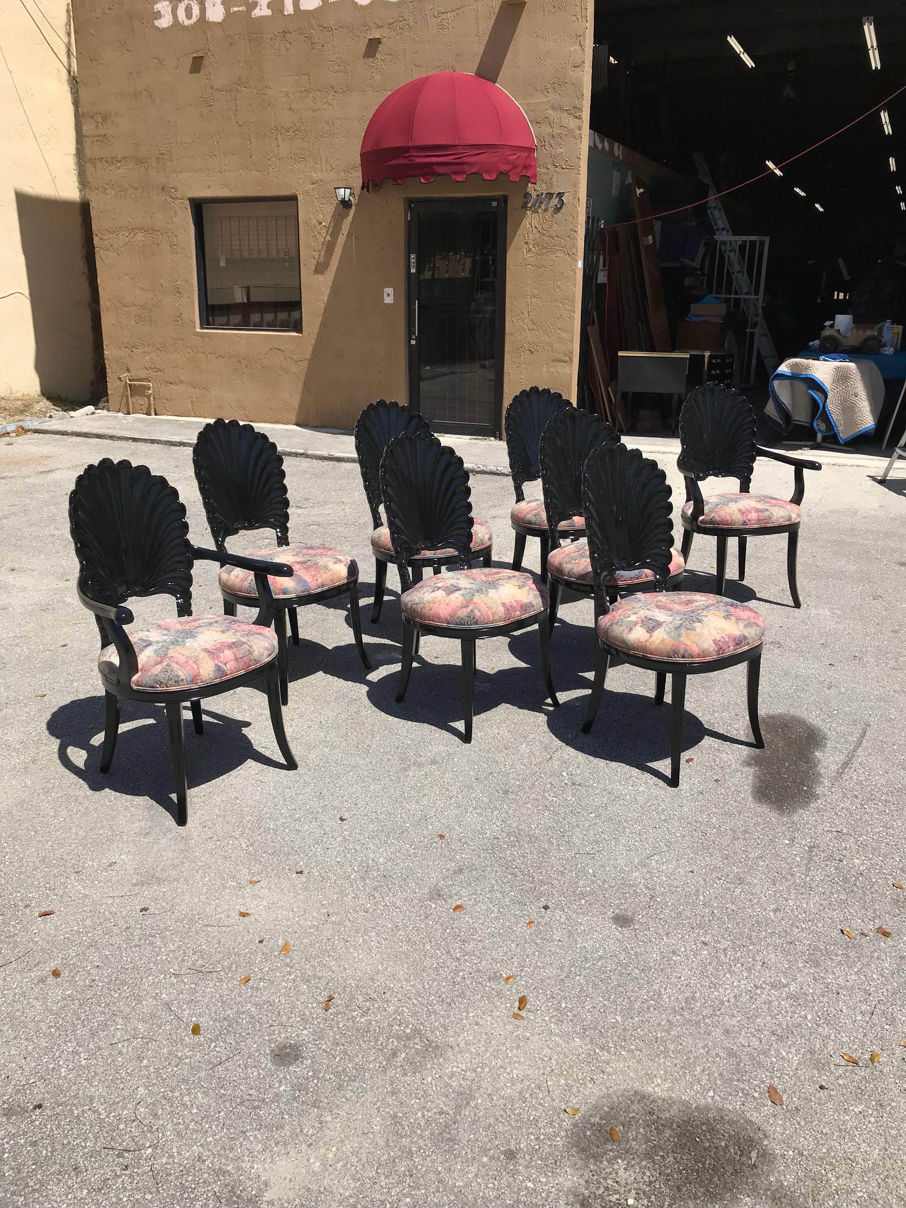 Beautiful Set of Eight Italian Ebonized Venetian Grotto Shell Back Dining Chairs In Excellent Condition In Hialeah, FL