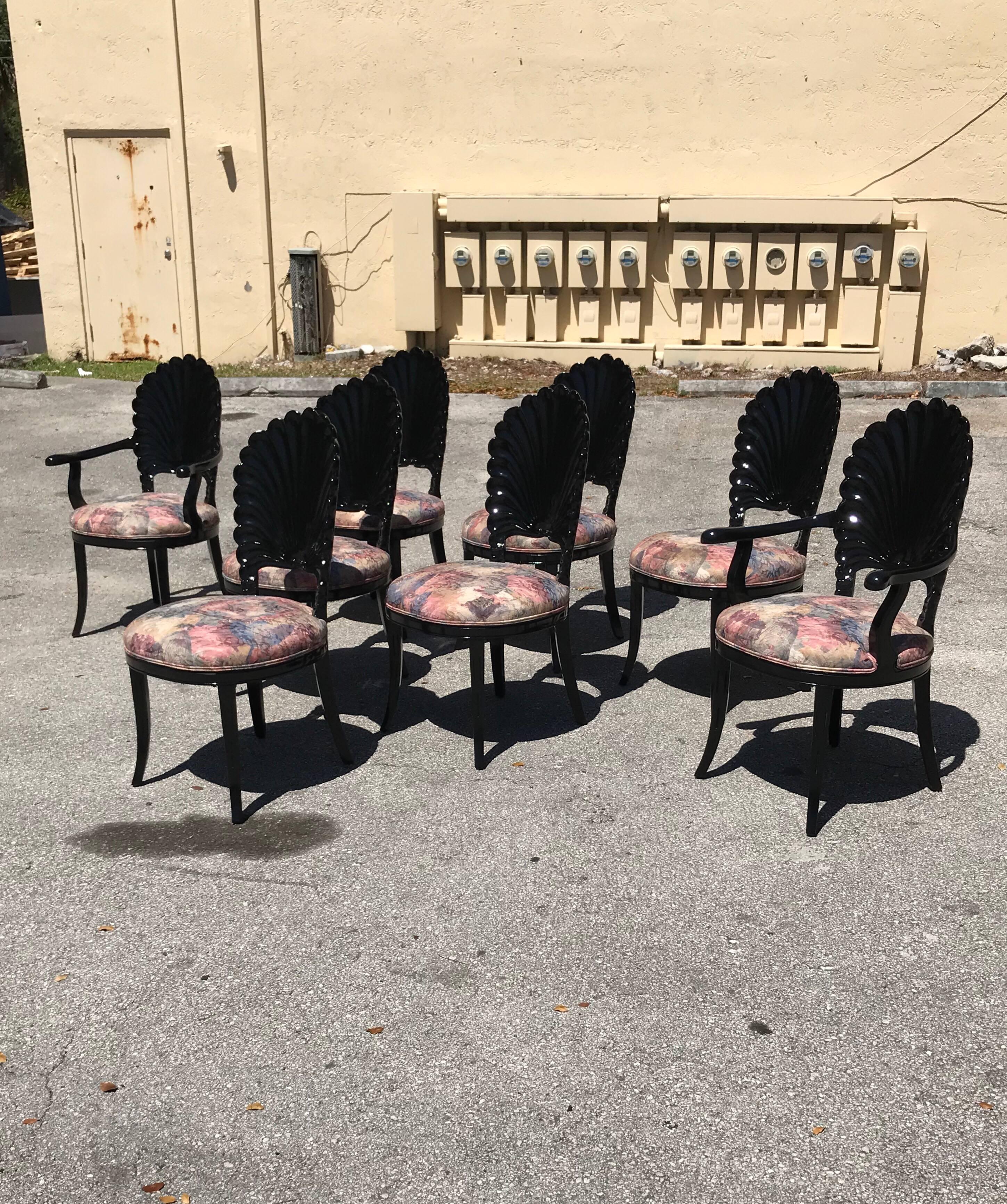 Beautiful Set of Eight Italian Ebonized Venetian Grotto Shell Back Dining Chairs 3