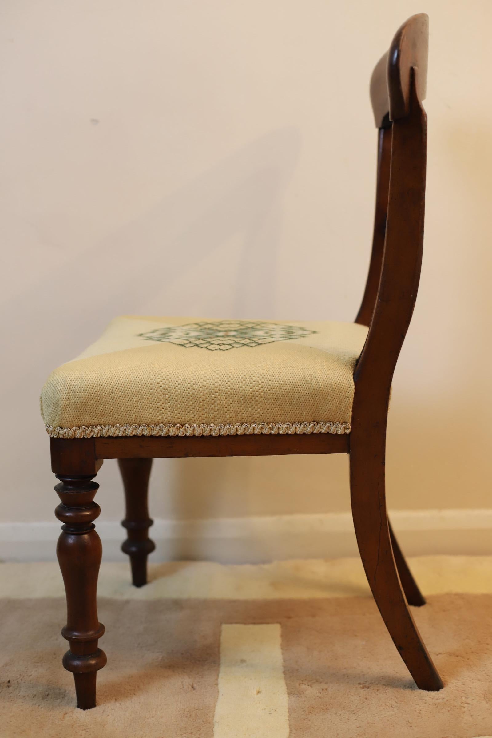 Beautiful Set of 8 Victorian Dining Chairs 5