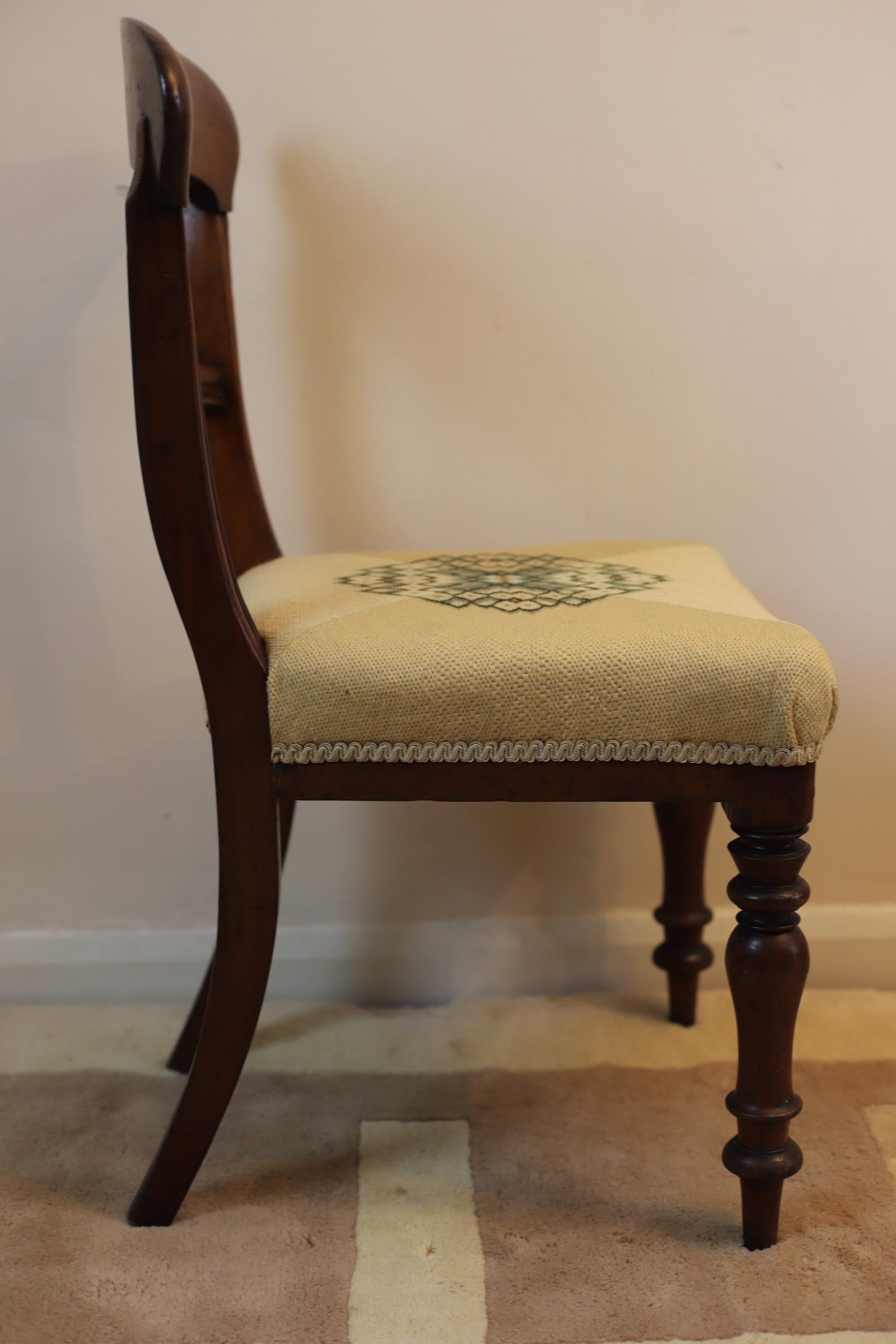 Beautiful Set of 8 Victorian Dining Chairs 6