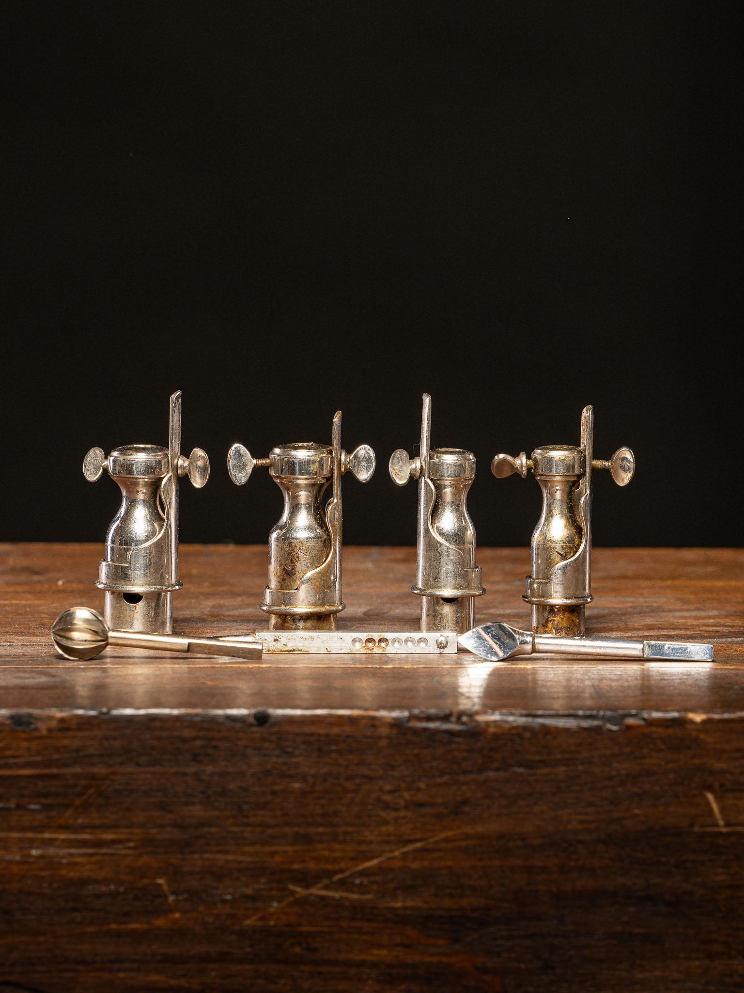 Magnifique ensemble d'instruments surgiques du début des années 1900, comprenant une scie d'amputation en vente 1