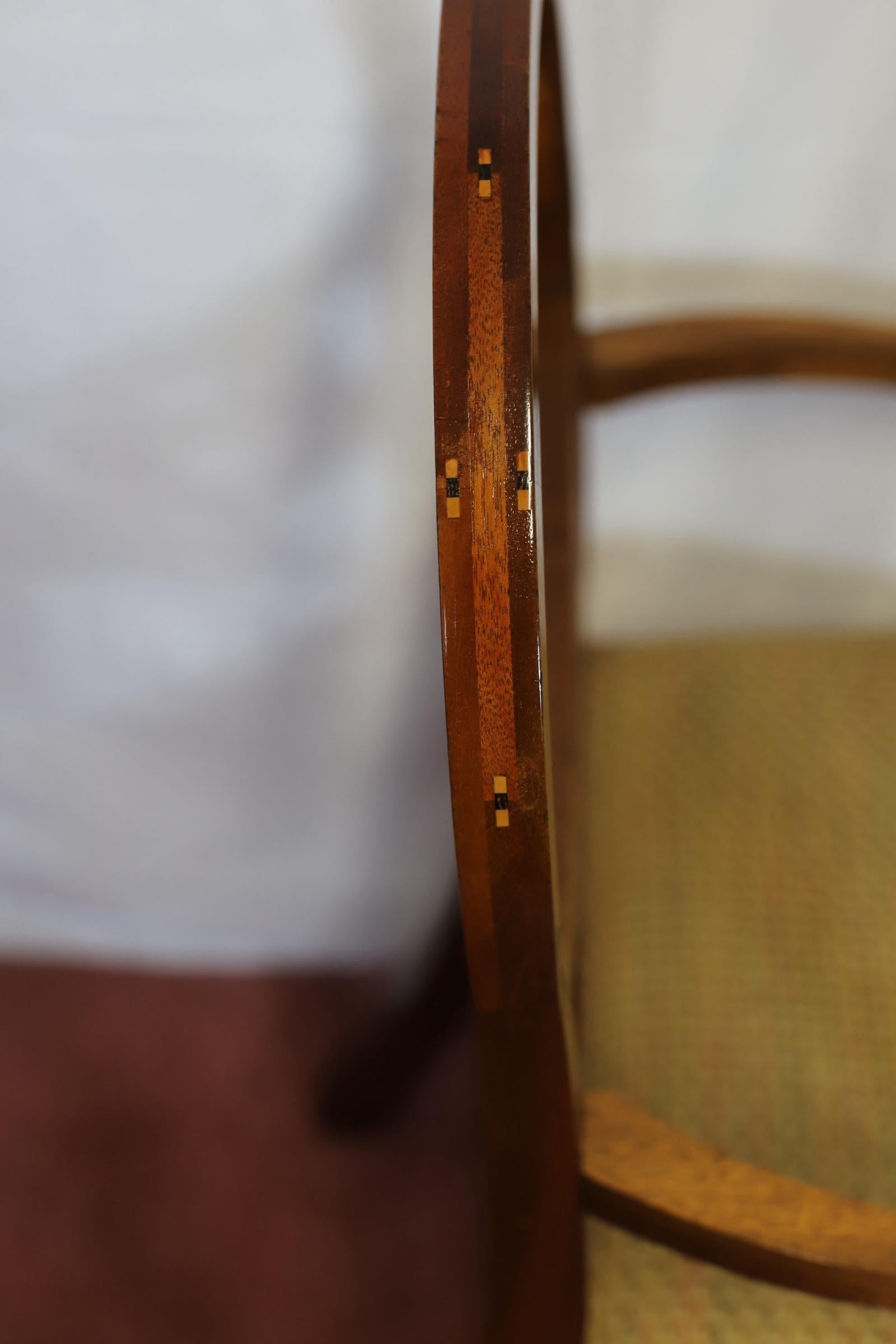 Beautiful Set Of Eight Hooped Back Dining Chairs By Jeremy Green For Sale 2