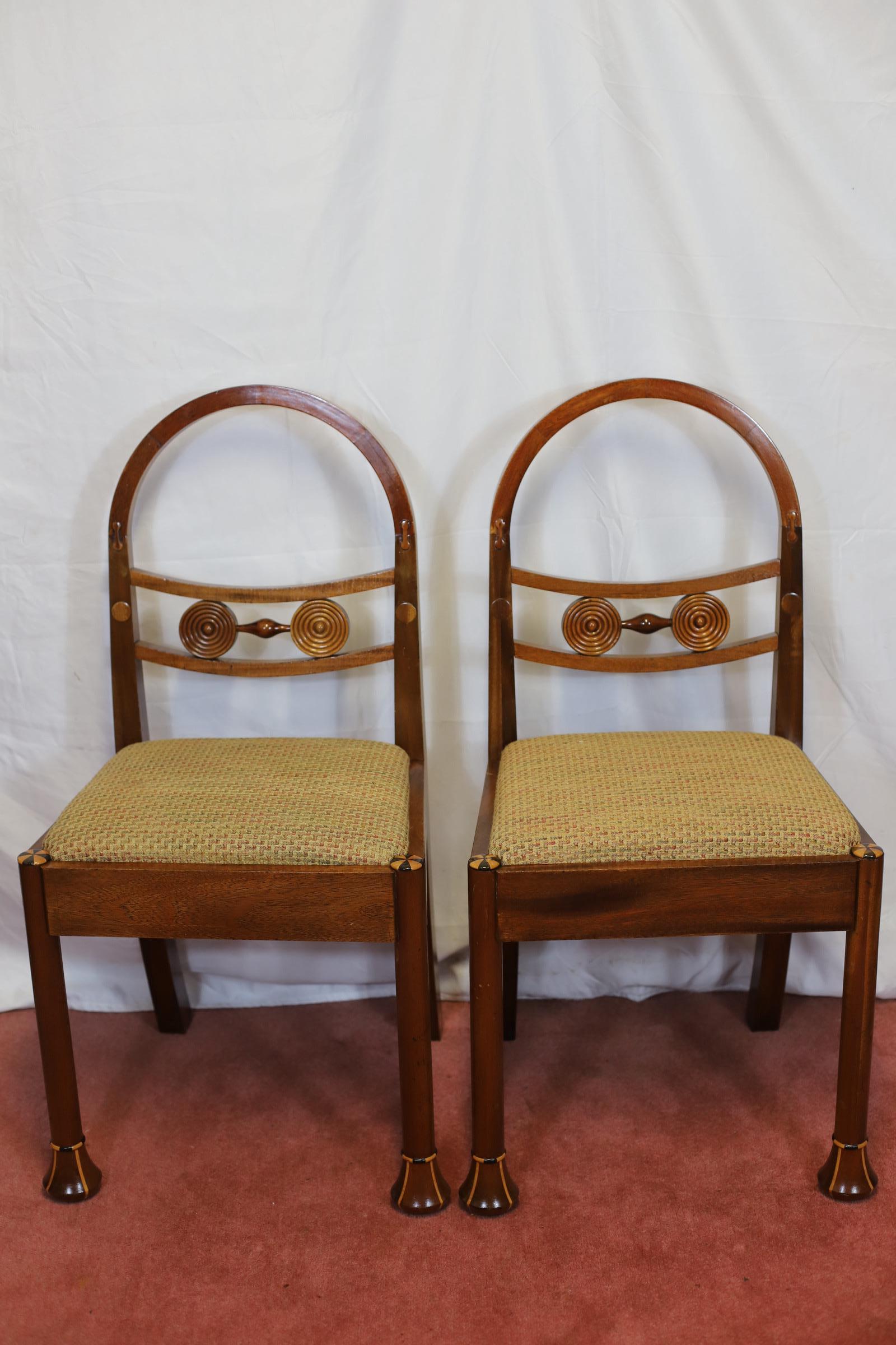 Beautiful Set Of Eight Hooped Back Dining Chairs By Jeremy Green For Sale 7