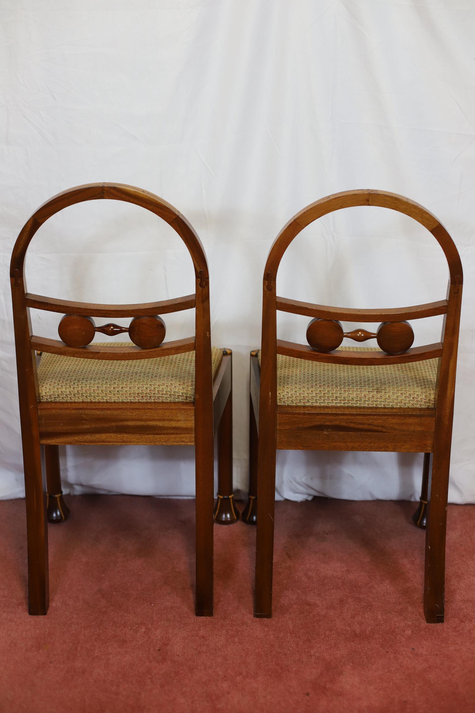 Beautiful Set Of Eight Hooped Back Dining Chairs By Jeremy Green For Sale 12