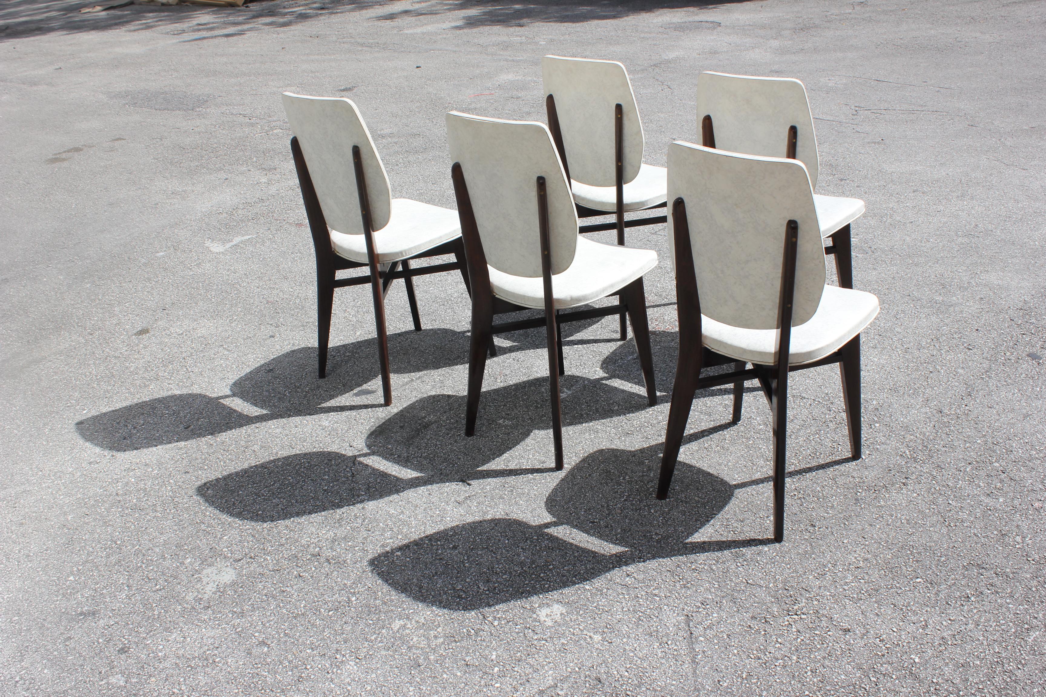 Beautiful Set of Five French Art Deco Solid Mahogany Dining Chairs, circa 1940s For Sale 2