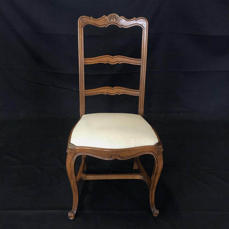 Beautiful Set of Five French Louis XV Ladderback Style Dining Chairs For Sale 4