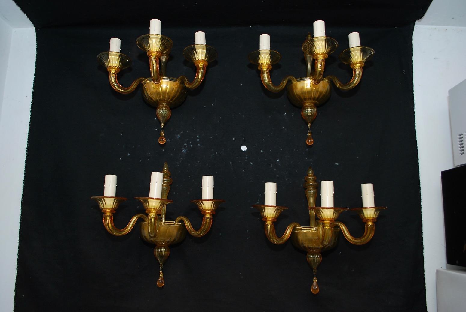 Hand-Crafted Beautiful Set of Four Hands Blown Murano Glass Sconces Signed La Murrina