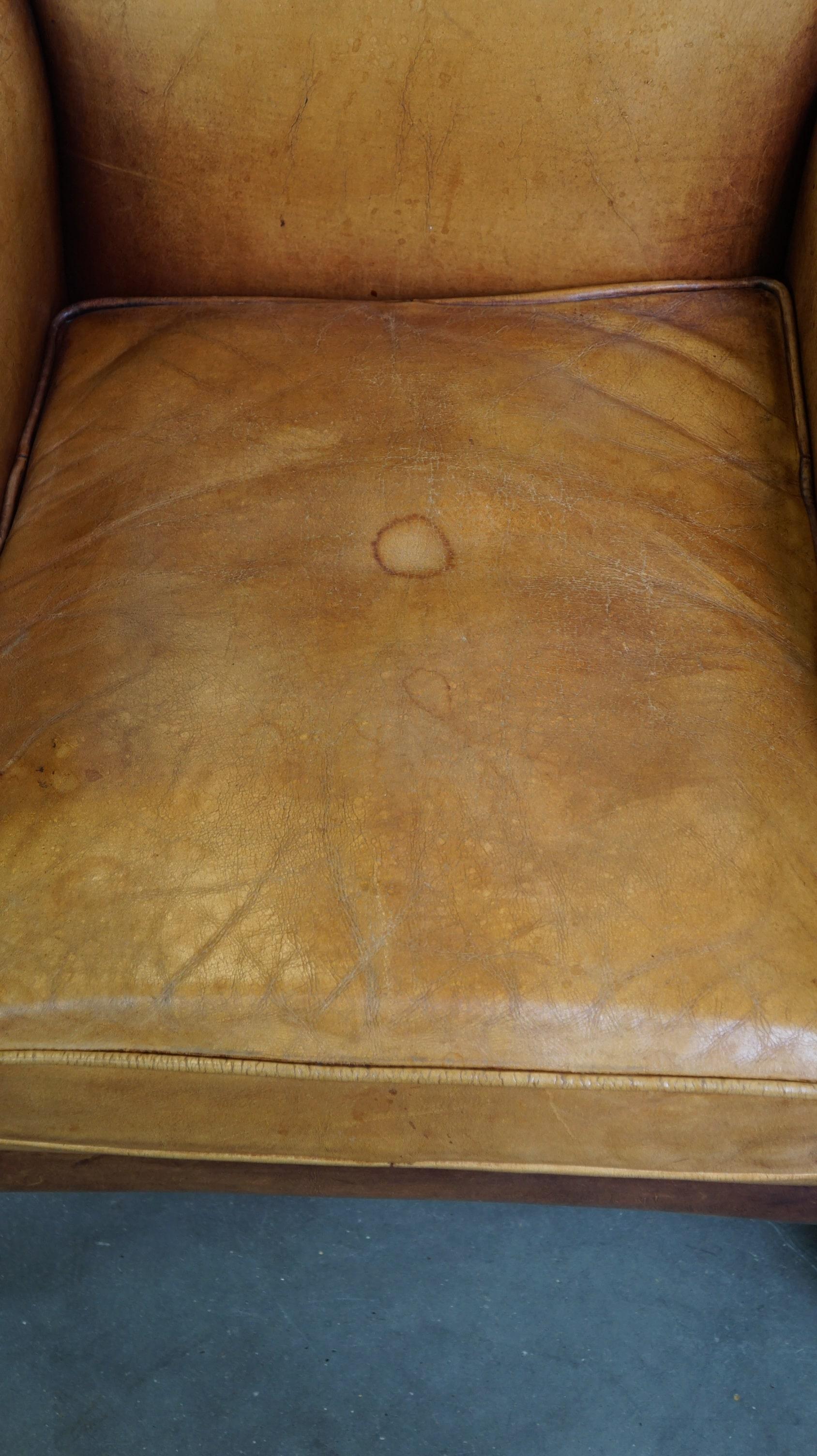 Vacchetta Bellissimo set di poltrone in pelle color cognac chiaro, stile inglese in vendita