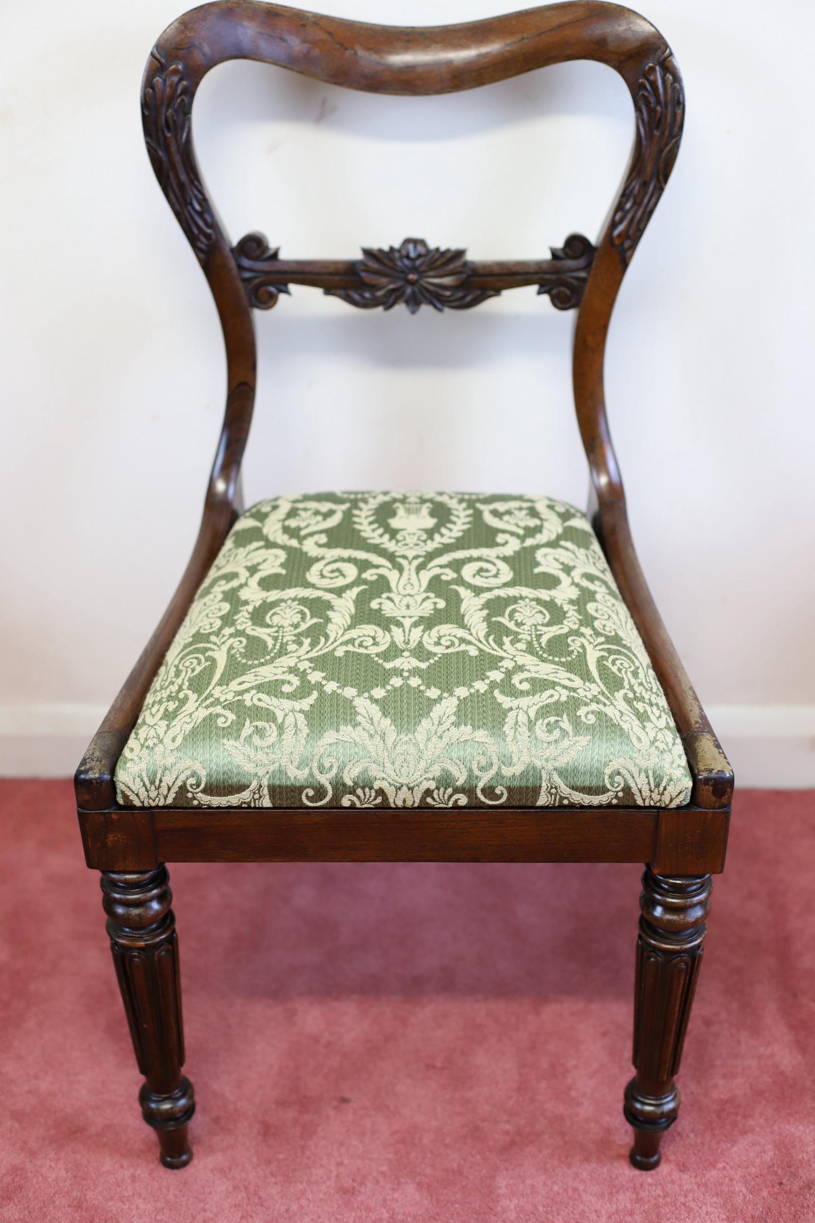 Beautiful Set Of Six Early Victorian Dining Chairs  For Sale 4