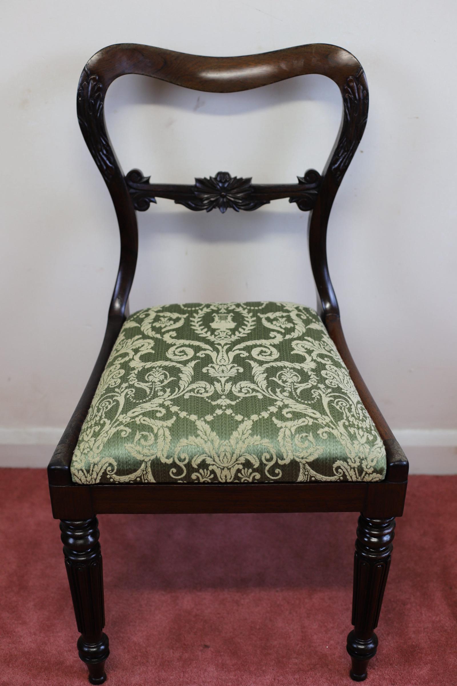 Beautiful Set Of Six Early Victorian Dining Chairs  For Sale 8