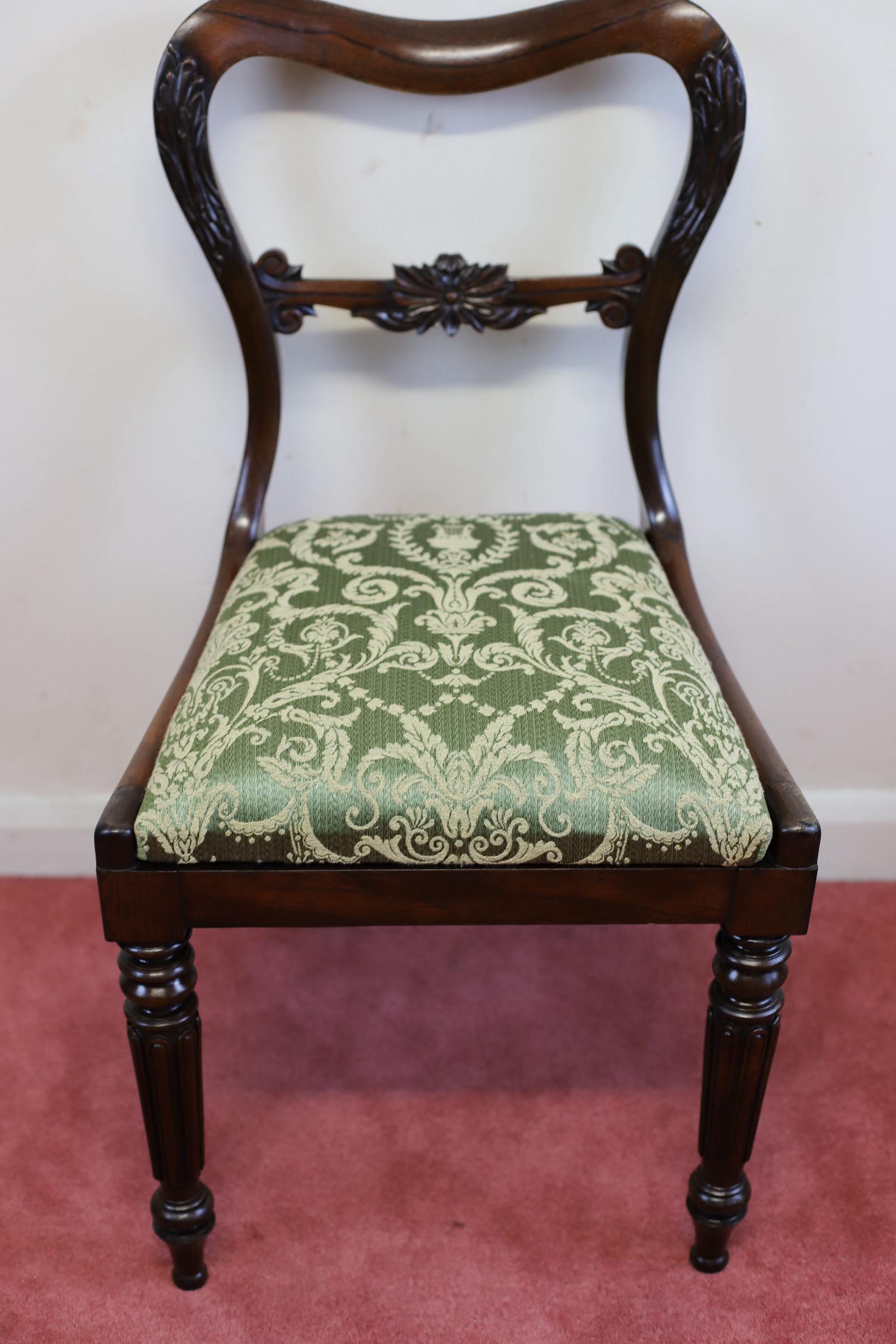 Beautiful Set Of Six Early Victorian Dining Chairs  For Sale 12