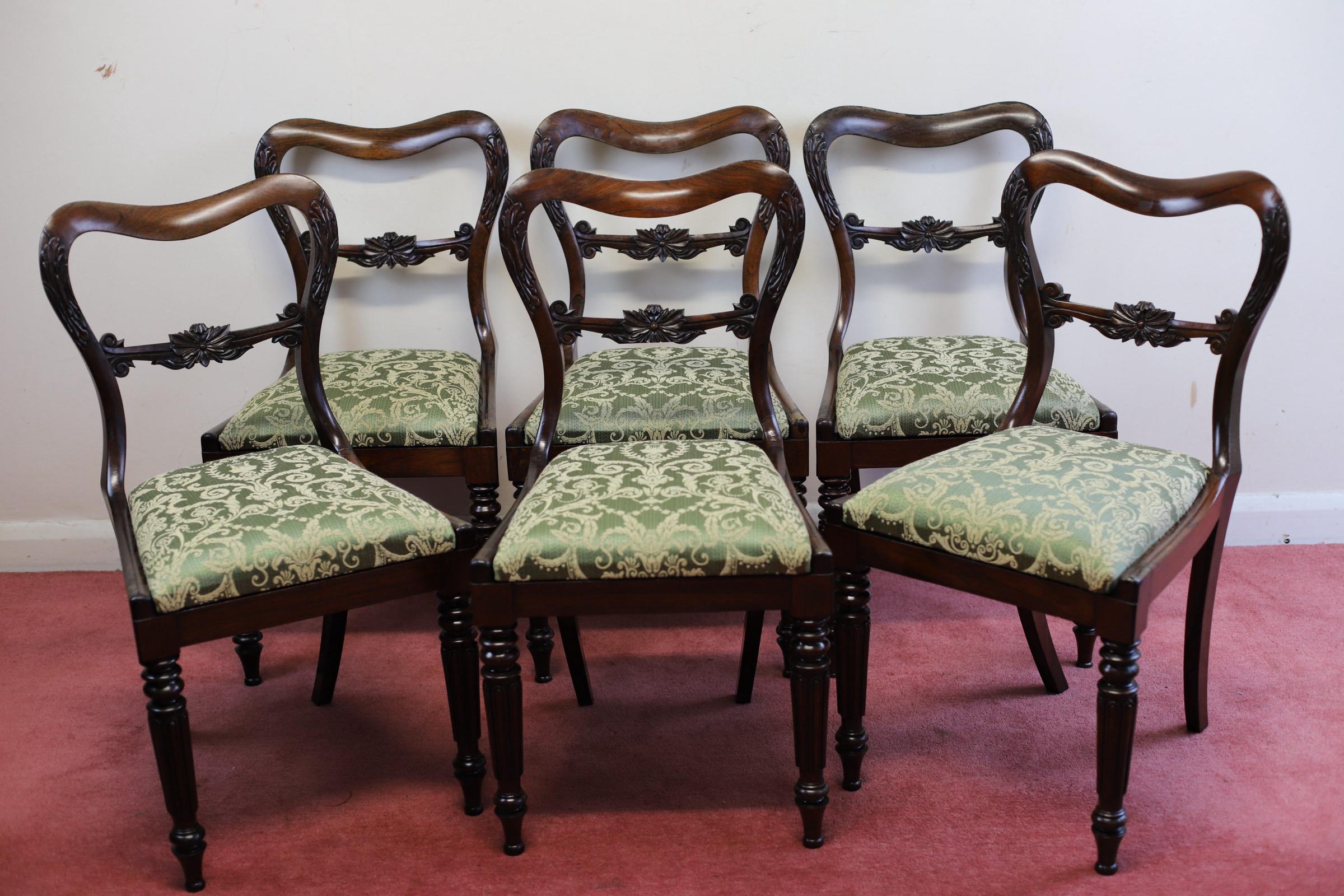 British Beautiful Set Of Six Early Victorian Dining Chairs  For Sale