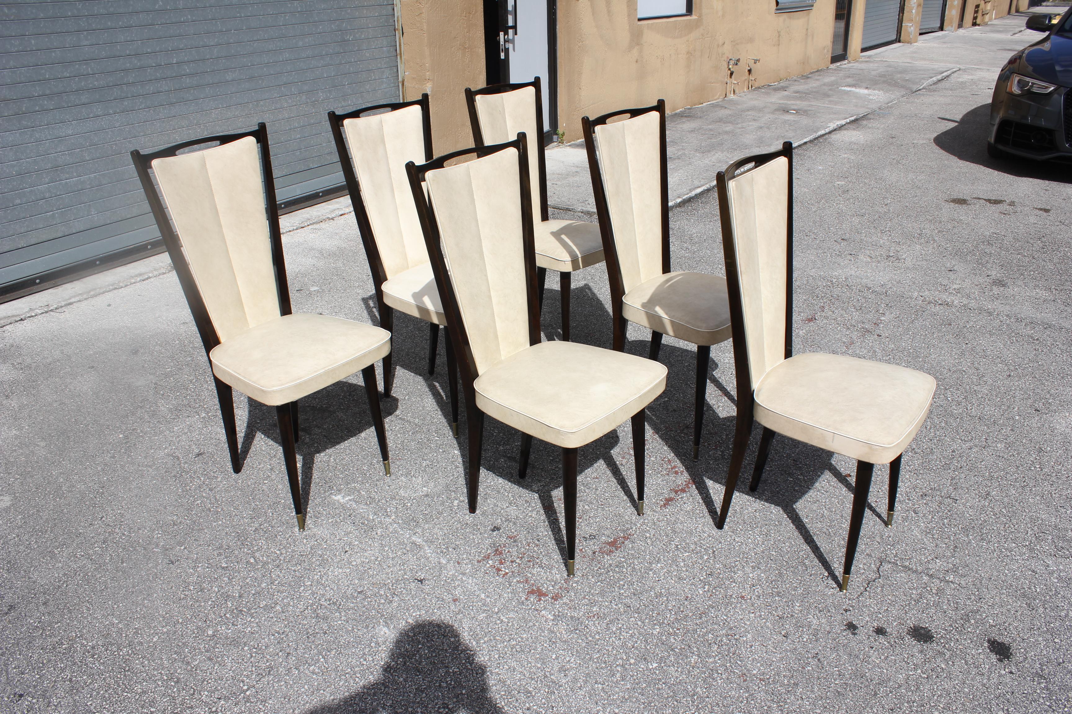 Beautiful Set of Six French Art Deco Solid Mahogany Dining Chairs, circa 1940s In Good Condition In Hialeah, FL