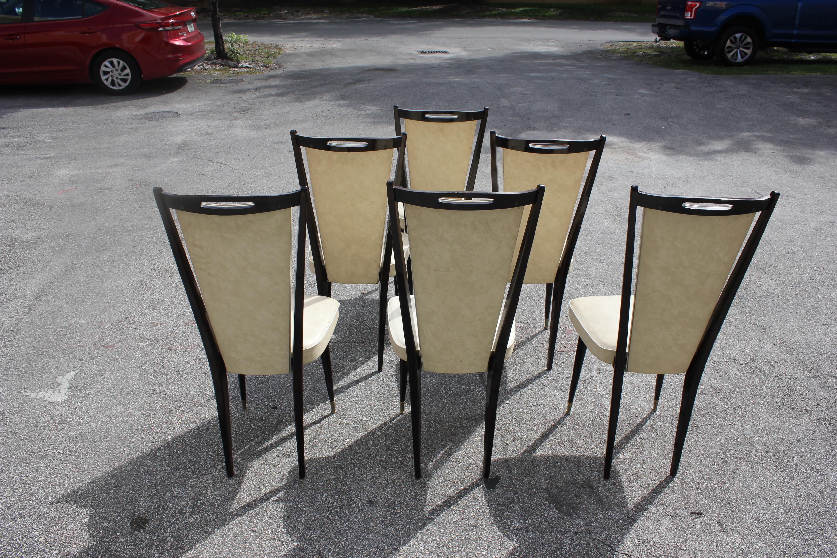 Mid-20th Century Beautiful Set of Six French Art Deco Solid Mahogany Dining Chairs, circa 1940s