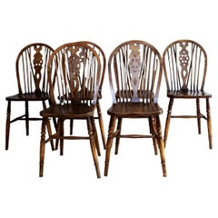 Beautiful Set of Six Windsor Wheelback Dining Chairs