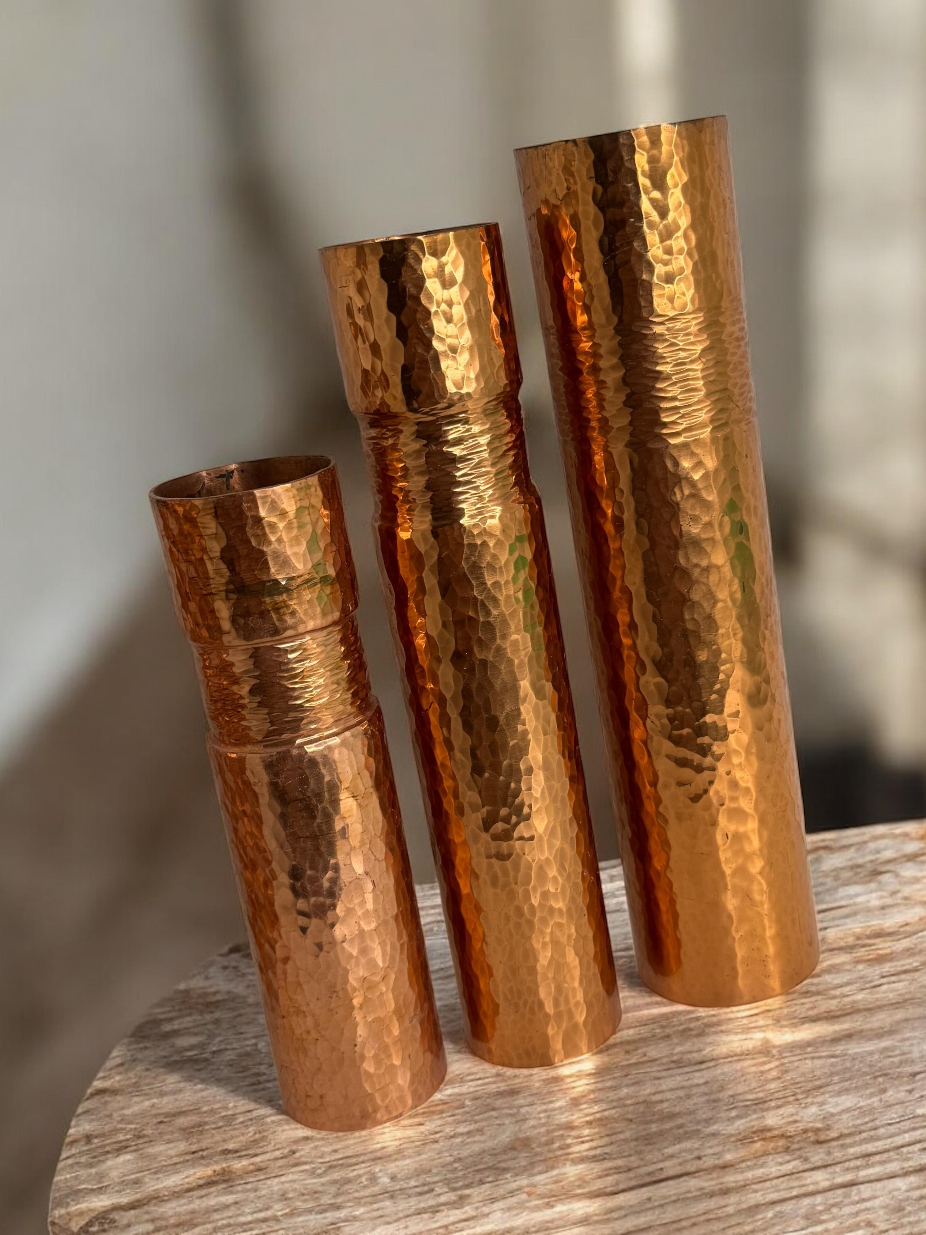 Beautiful Set of three Copper Handmade Brutalist Flower Vase, German, 1970s For Sale 10