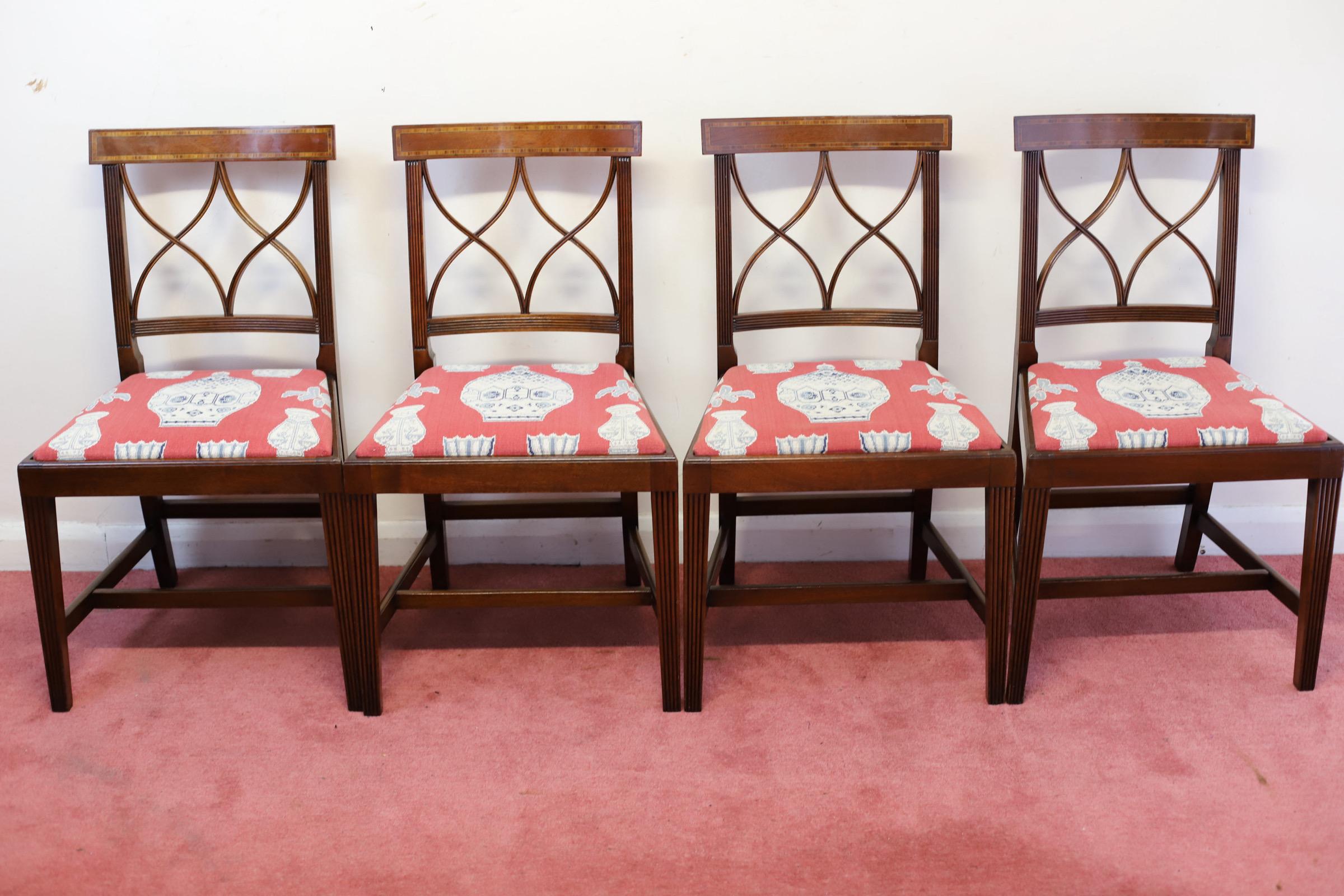 Beautiful Set Of Twelve George III Style Dining Chairs  For Sale 4