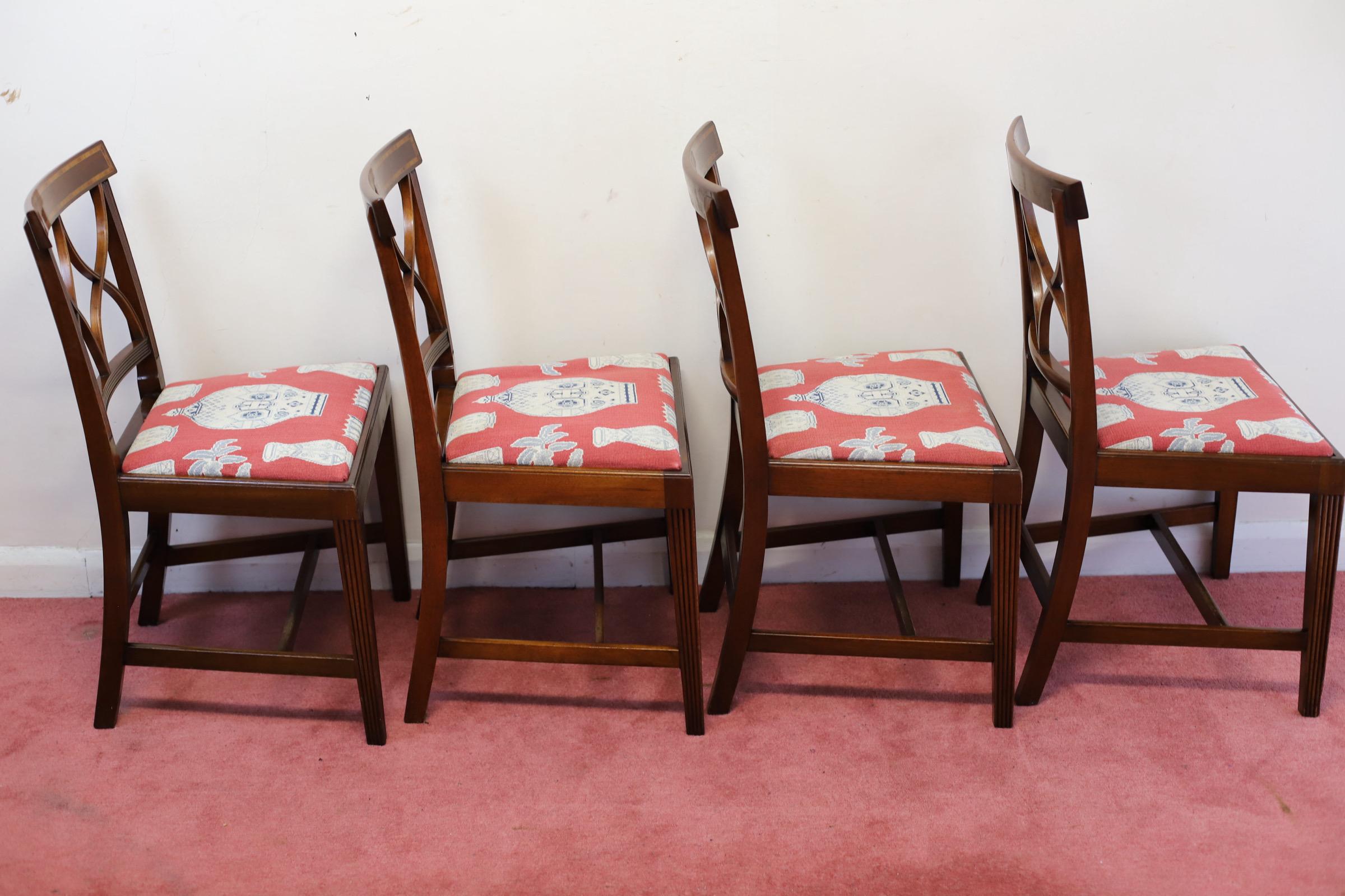 Beautiful Set Of Twelve George III Style Dining Chairs  For Sale 6