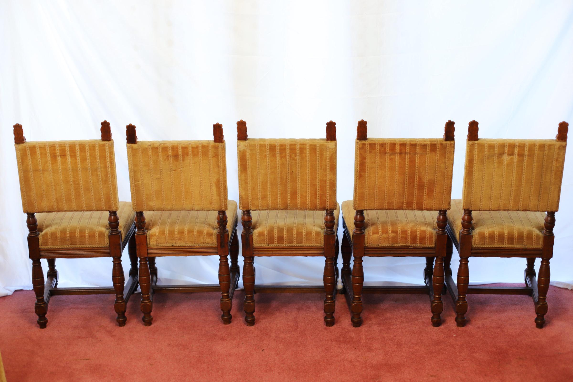 Beautiful Set Of Twelve Victorian Oak Dining Chairs For Sale 7