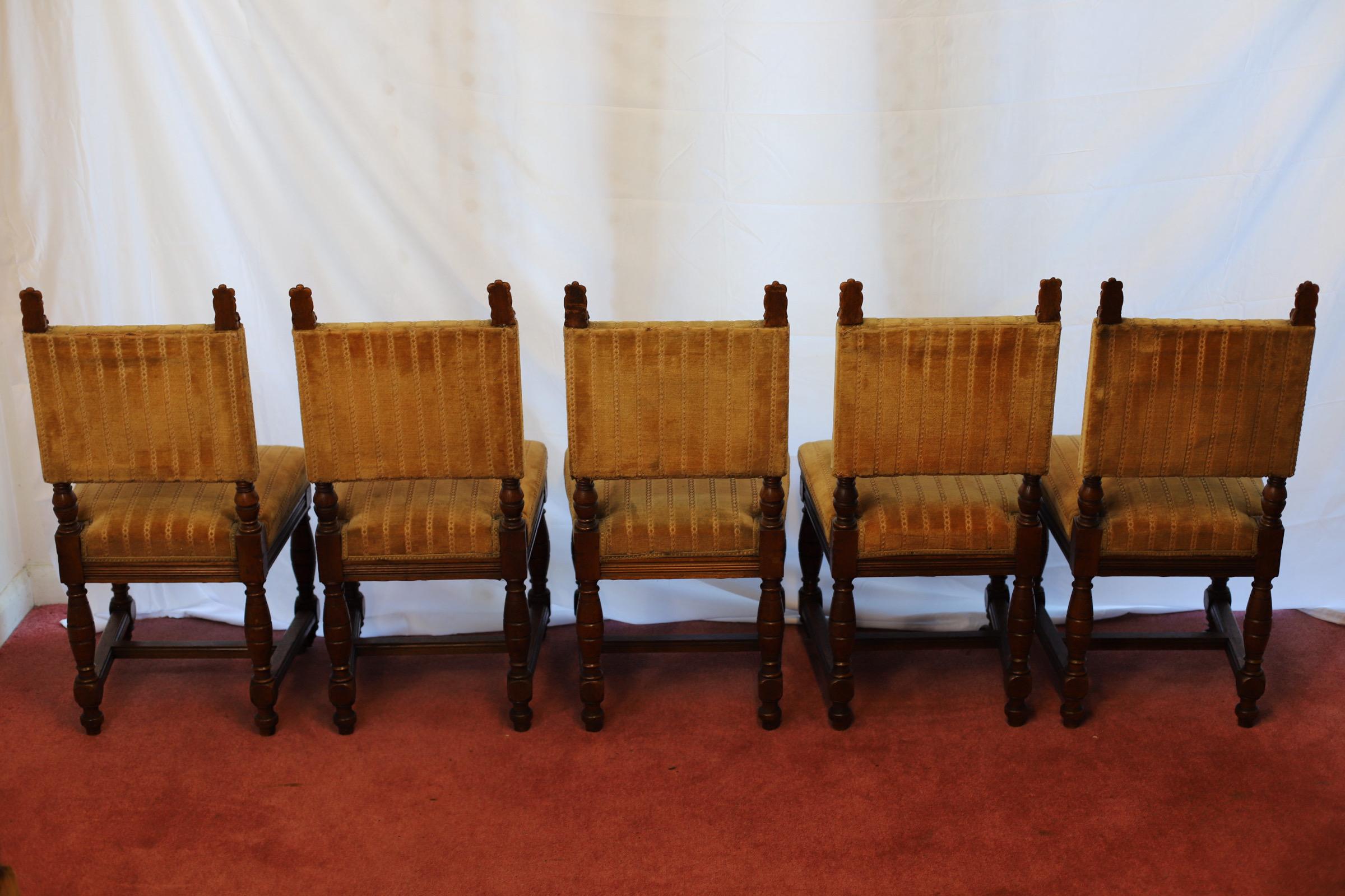 Beautiful Set Of Twelve Victorian Oak Dining Chairs For Sale 2