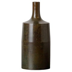 Jarrón de bronce japonés de bella forma firmado por Masaki (Hara Masaki, 1935-2011)