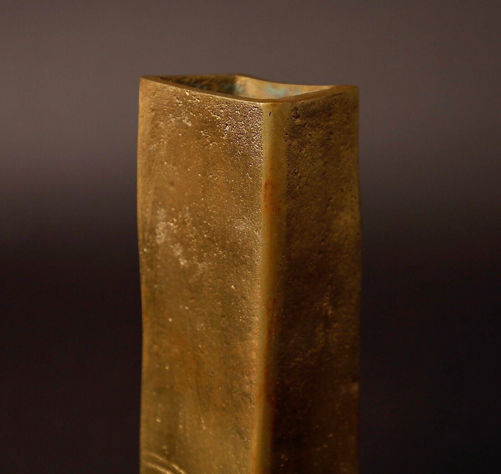 Beautiful shape Japanese Signed Bronze Vase by a Nitten Artist, Hasegawa  Masaya 6