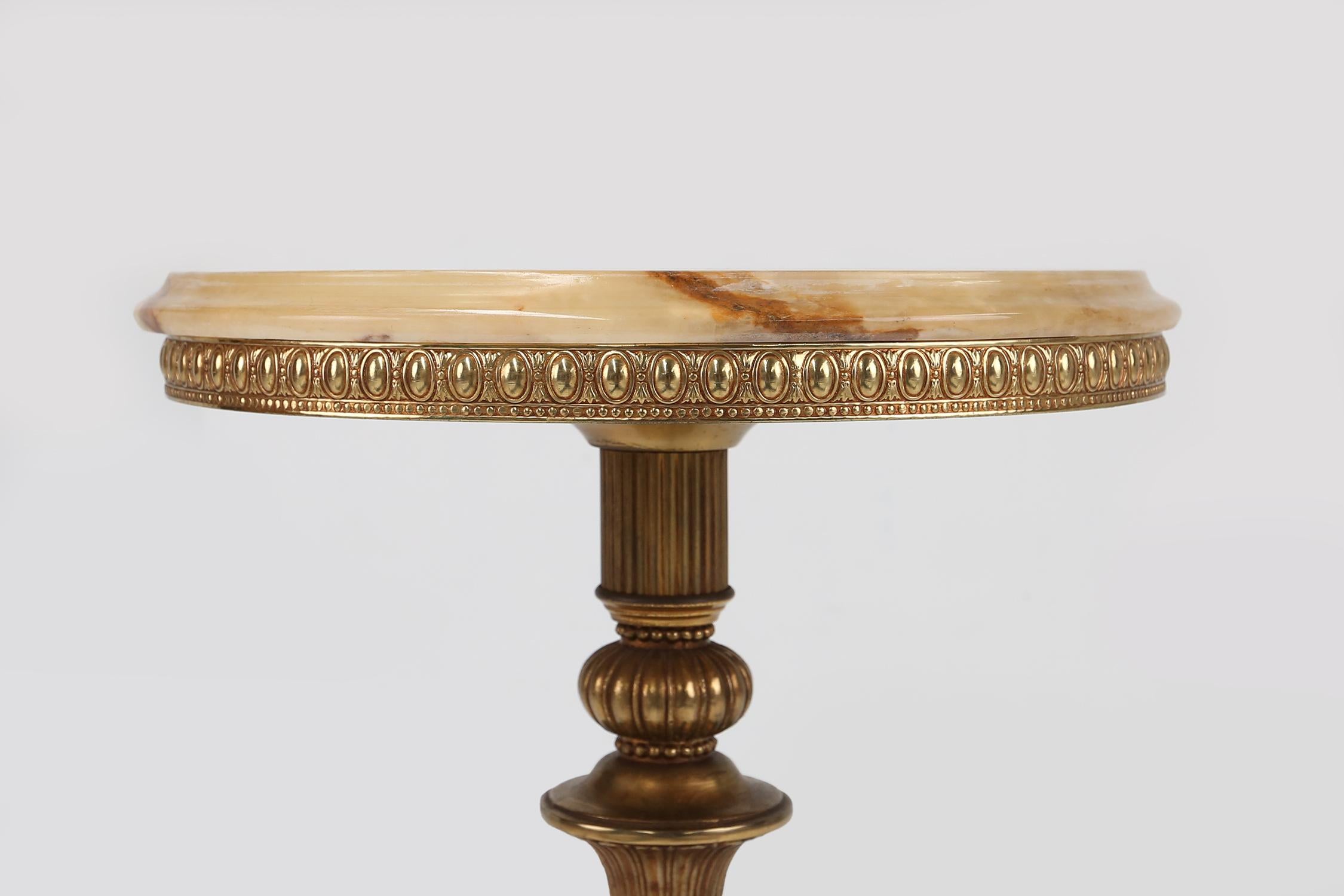 Mid-Century Modern Beautiful side table in brass with onyx marble top, France ca. 1950