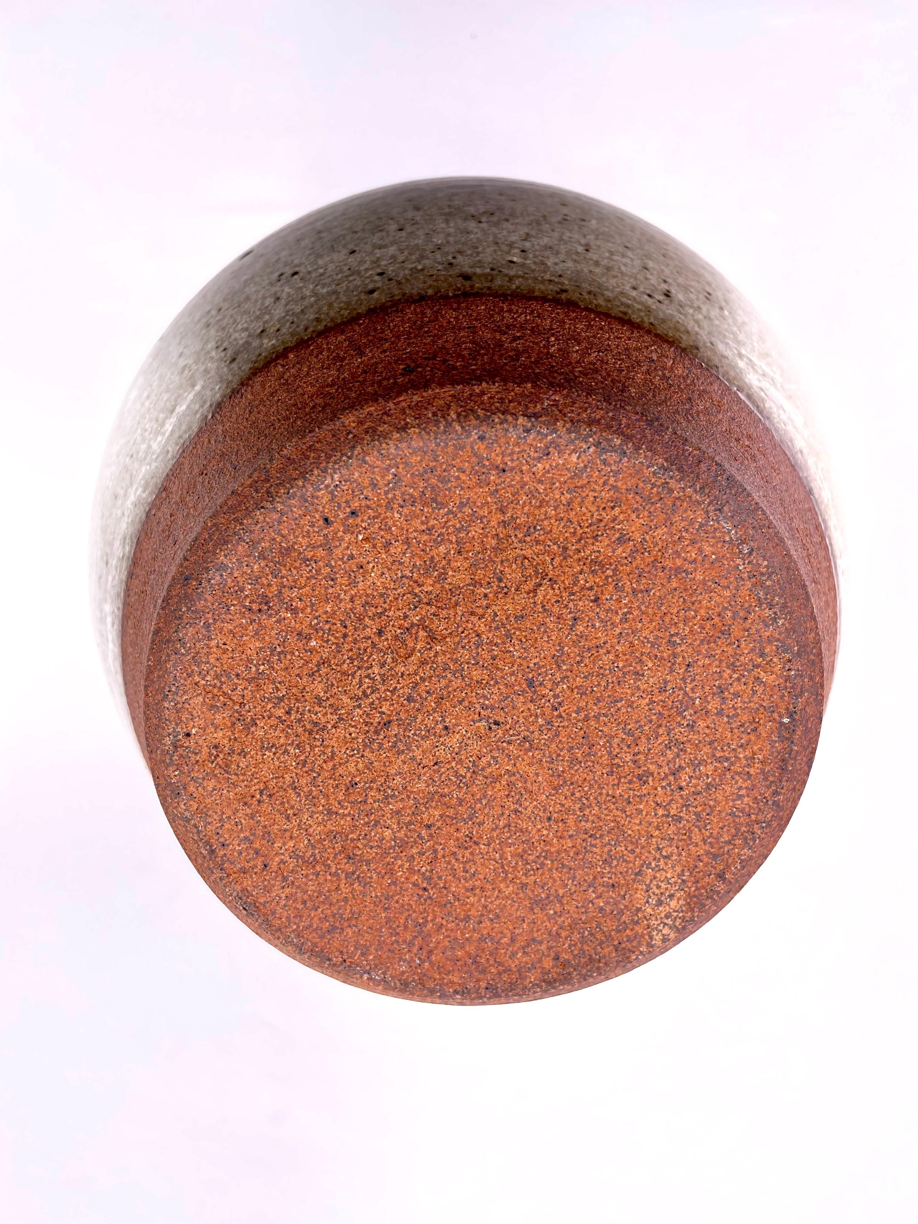 North American Beautiful Signed Pottery Vase Glazed California Design