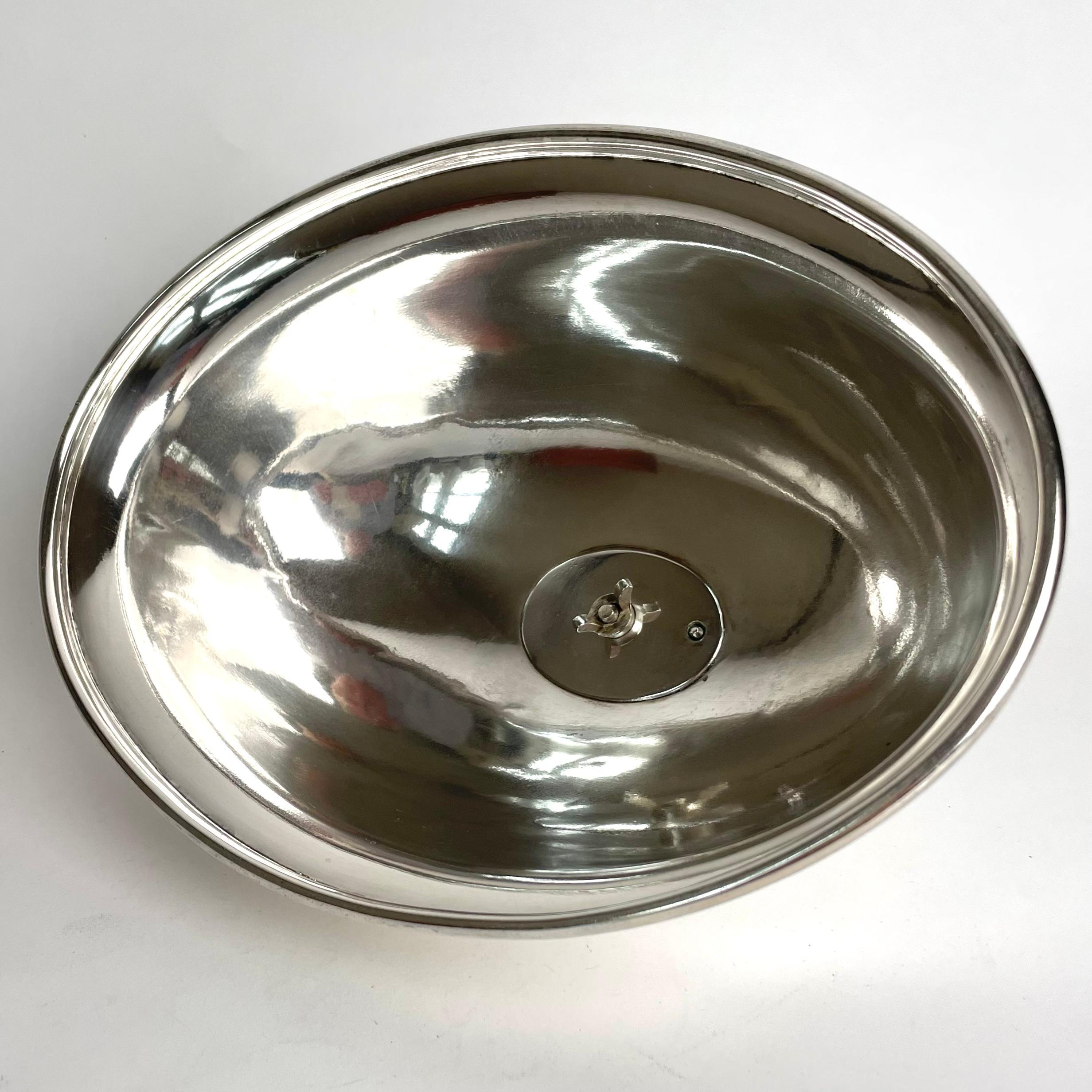 Beautiful silver plated Food Cover Dome by Elkington & Co from 1904 For Sale 6