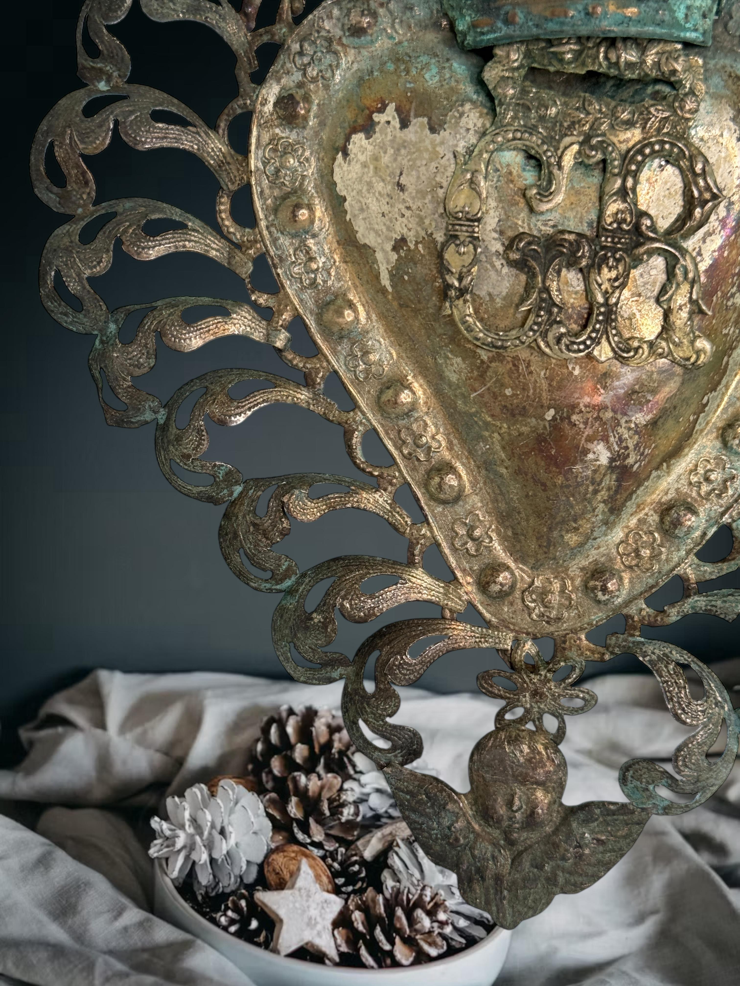 Magnifique évoto du Sacré-Cœur avec ange chérubin, européen ancien, années 1880 en vente 1