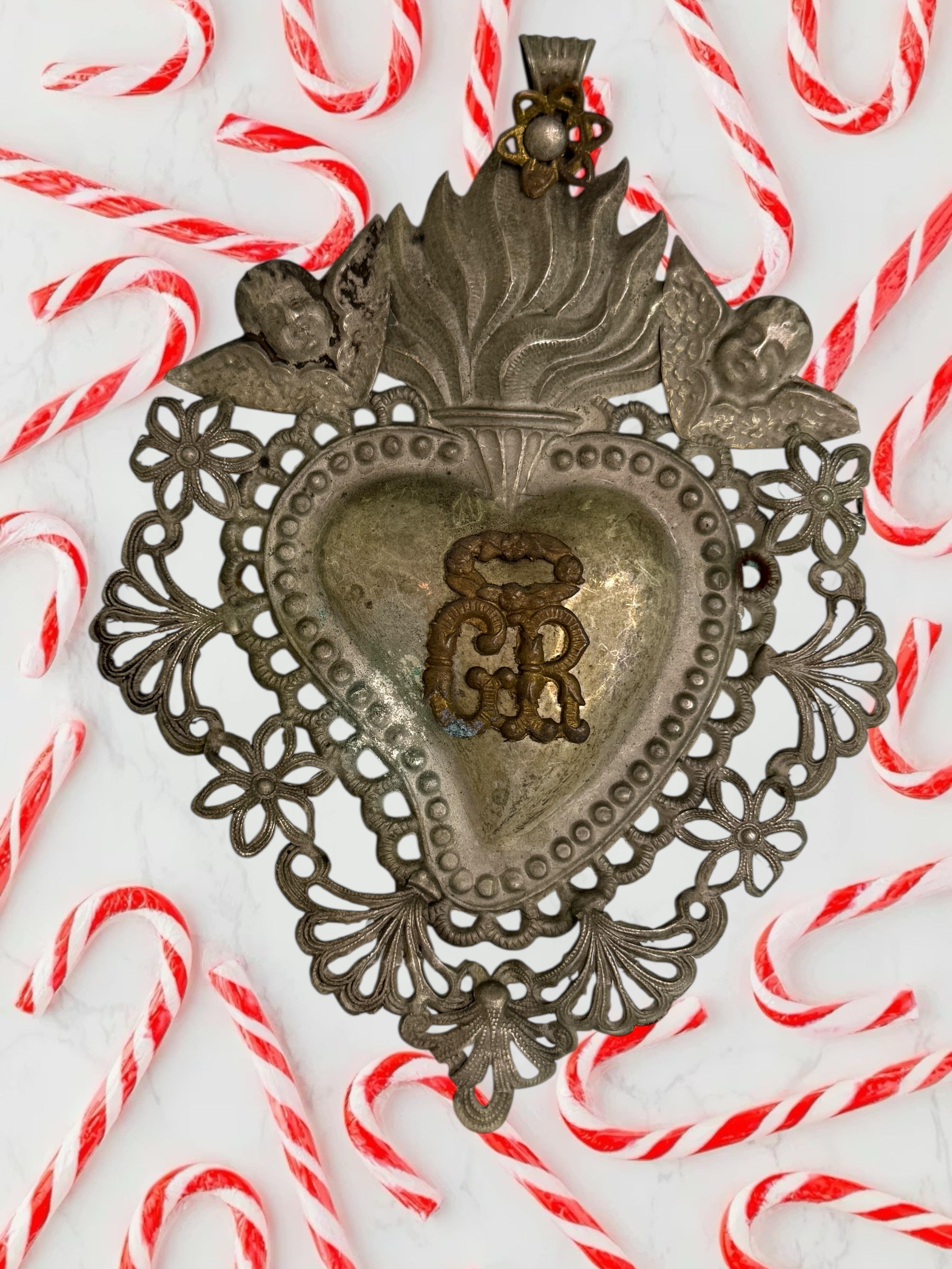 Plaqué argent Magnifique évoto du Sacré-Cœur avec ange chérubin, européen ancien, années 1890 en vente