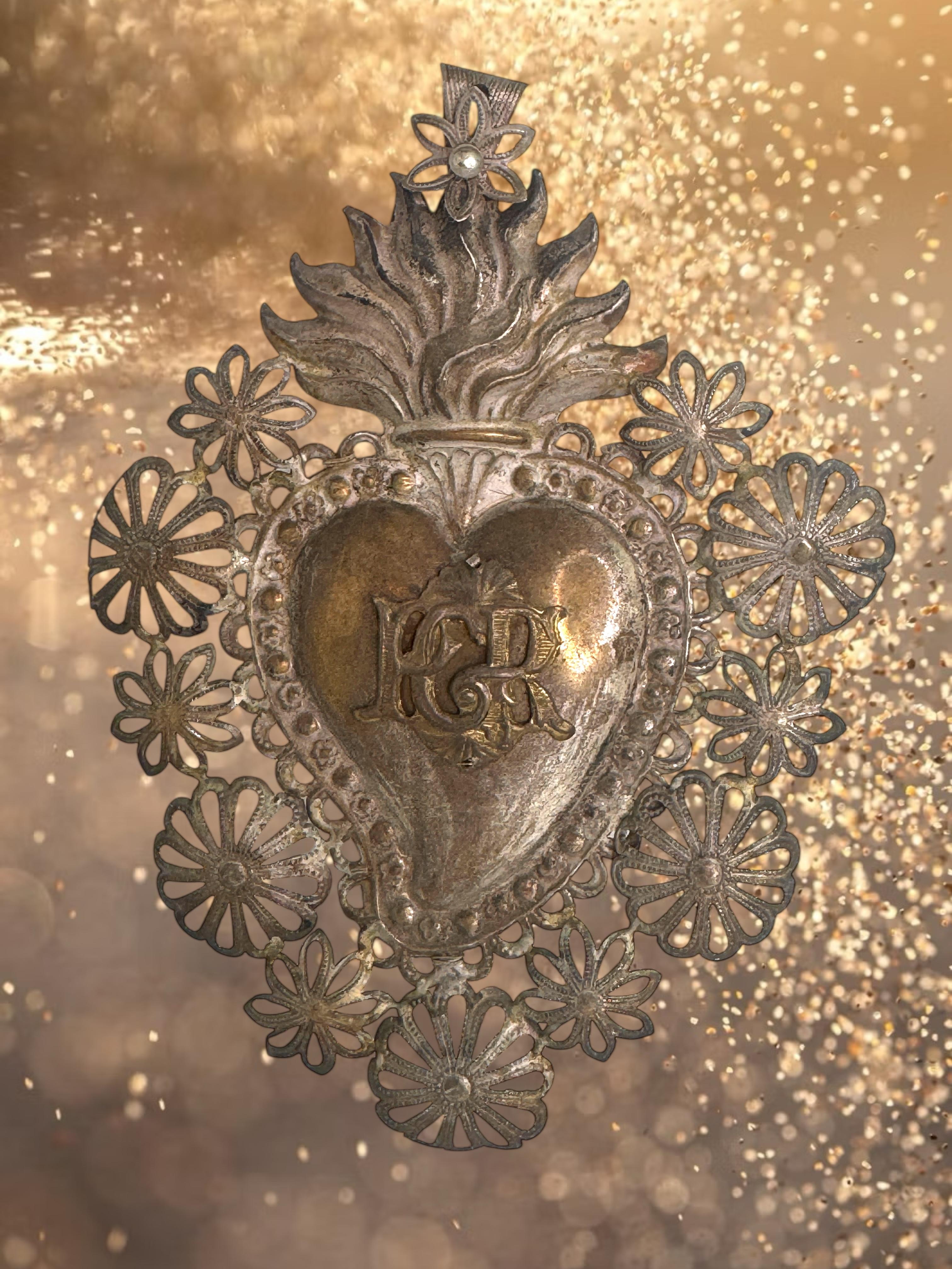 Plaqué argent Magnifique évoto du Sacré-Cœur avec ange chérubin, européen ancien, années 1900 en vente