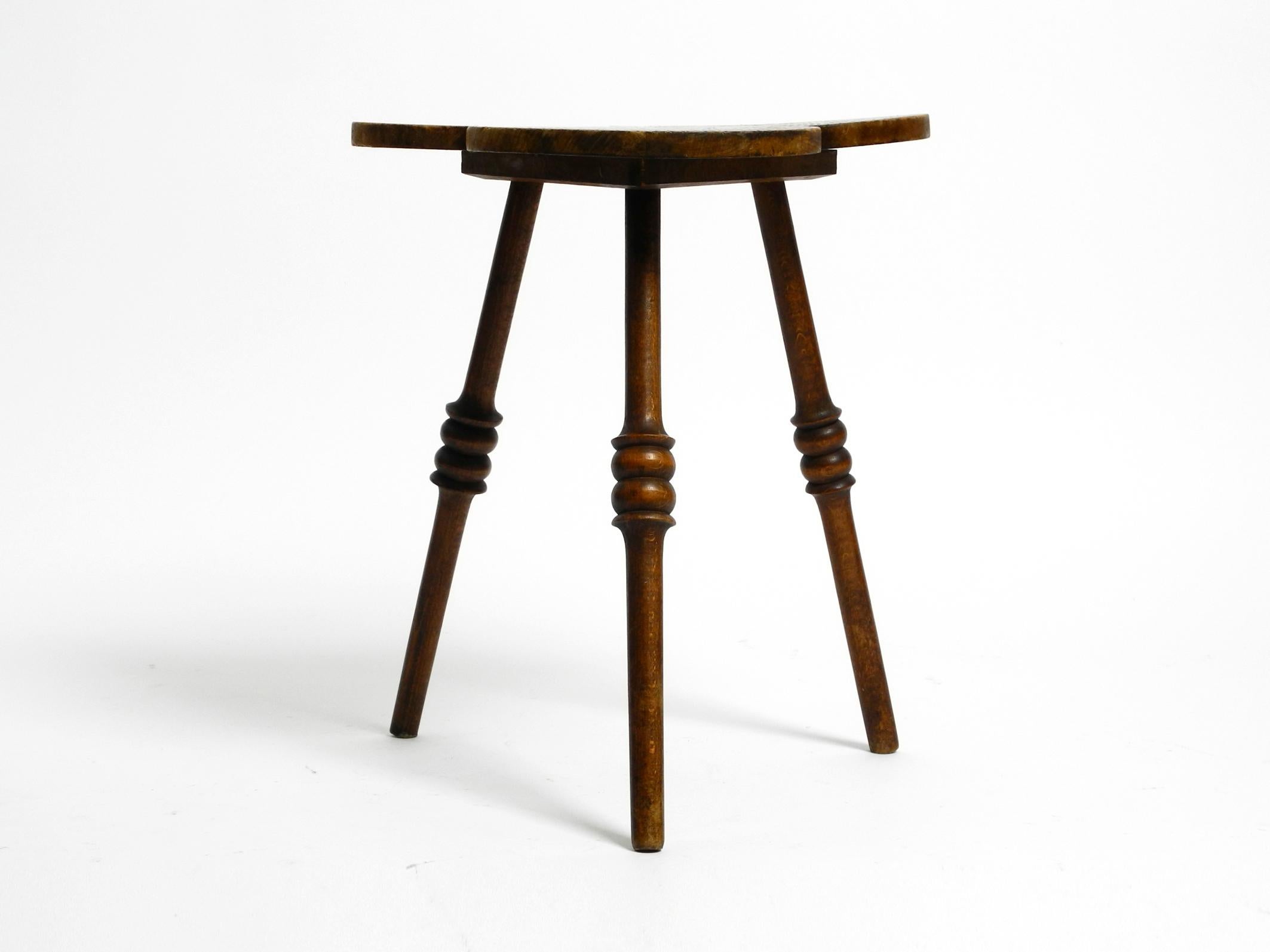 Art Nouveau Beautiful small 1920s three-legged trefoil side table made of walnut