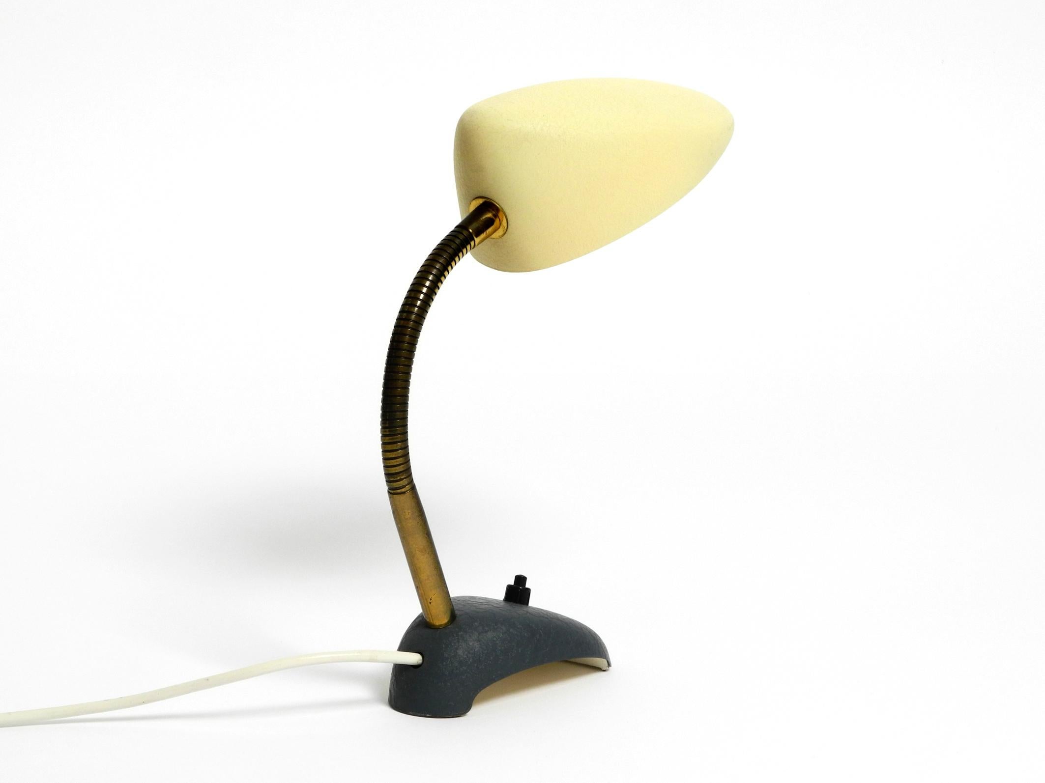 Mid-20th Century Beautiful small 1950s table lamp with metal gooseneck by Gebrüder Cosack Germany For Sale