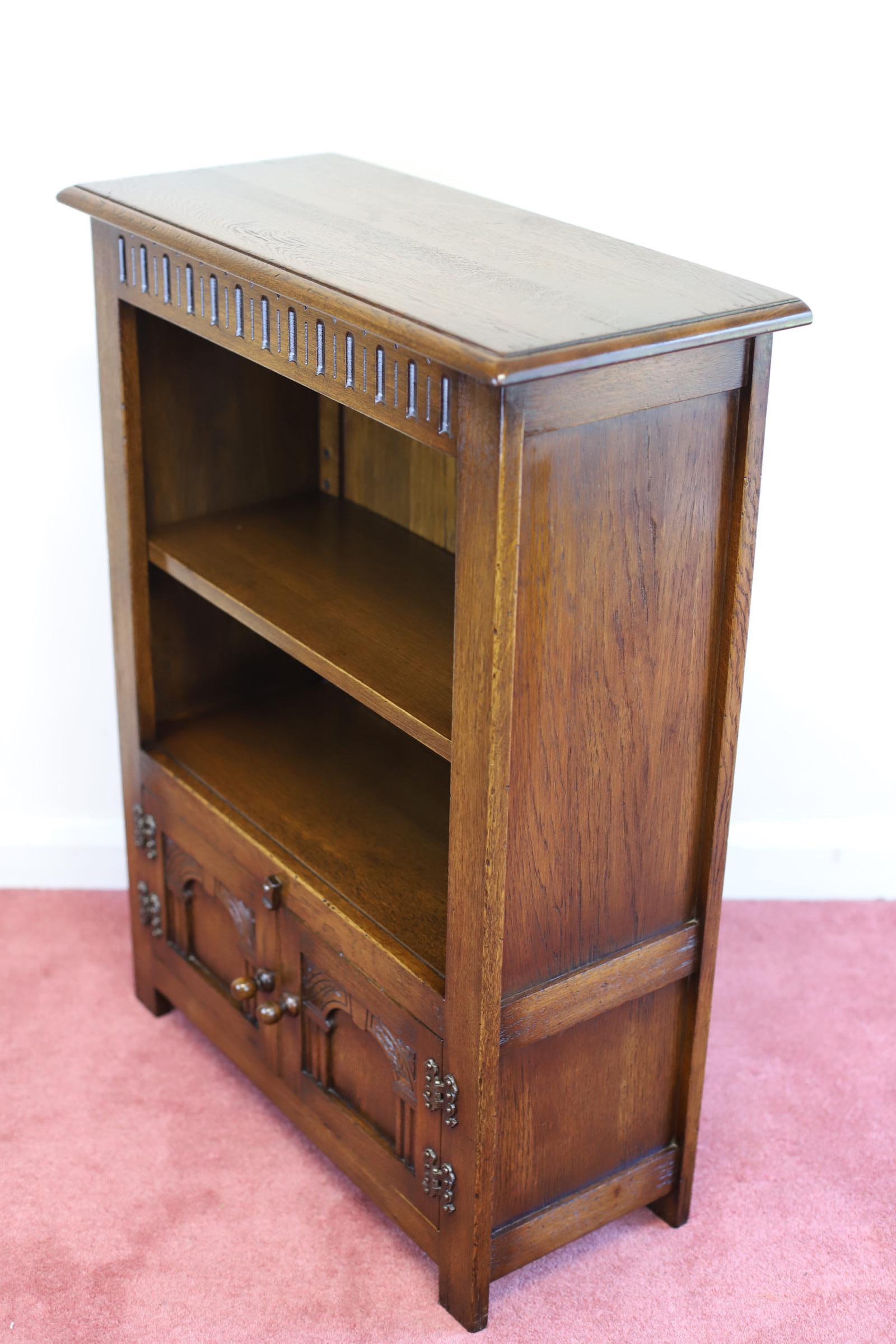 20th Century Beautiful Small Open Bookcase Made By Bevan Funnell
