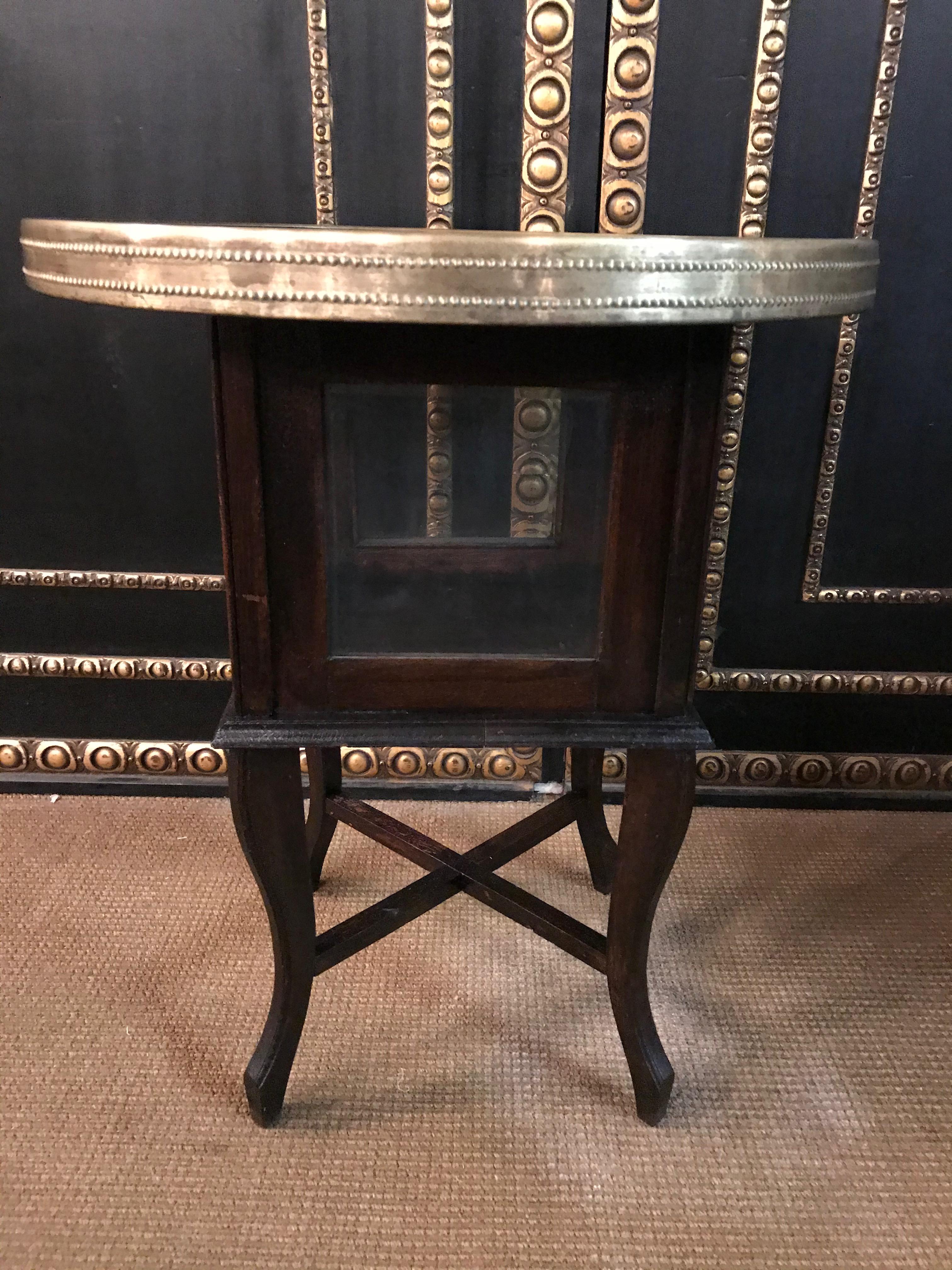 Beautiful Smoking Table with Brass Top For Sale 2