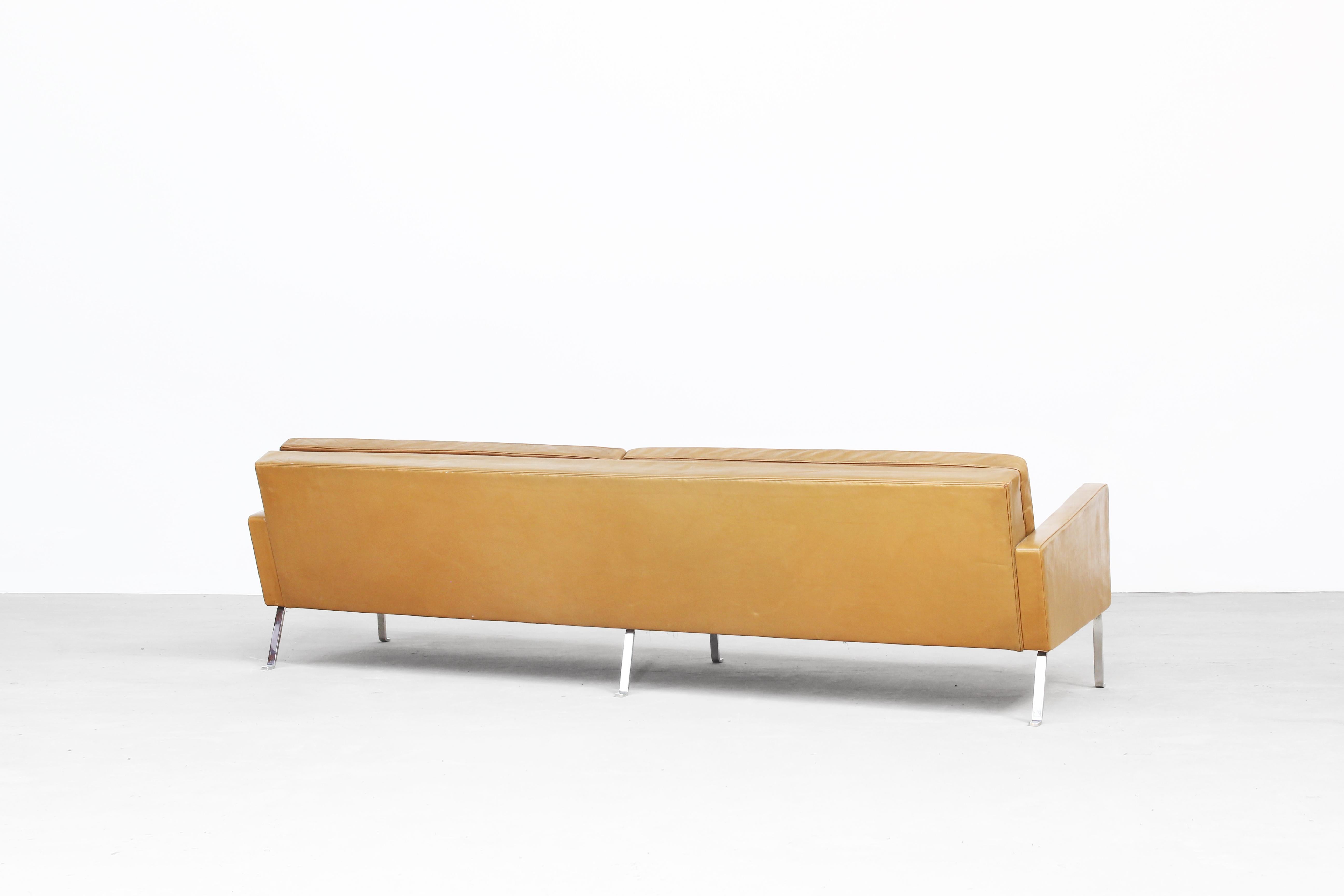 Beautiful Sofa by Roland Rainer for Wilkhahn, Germany 1960s Leather 1