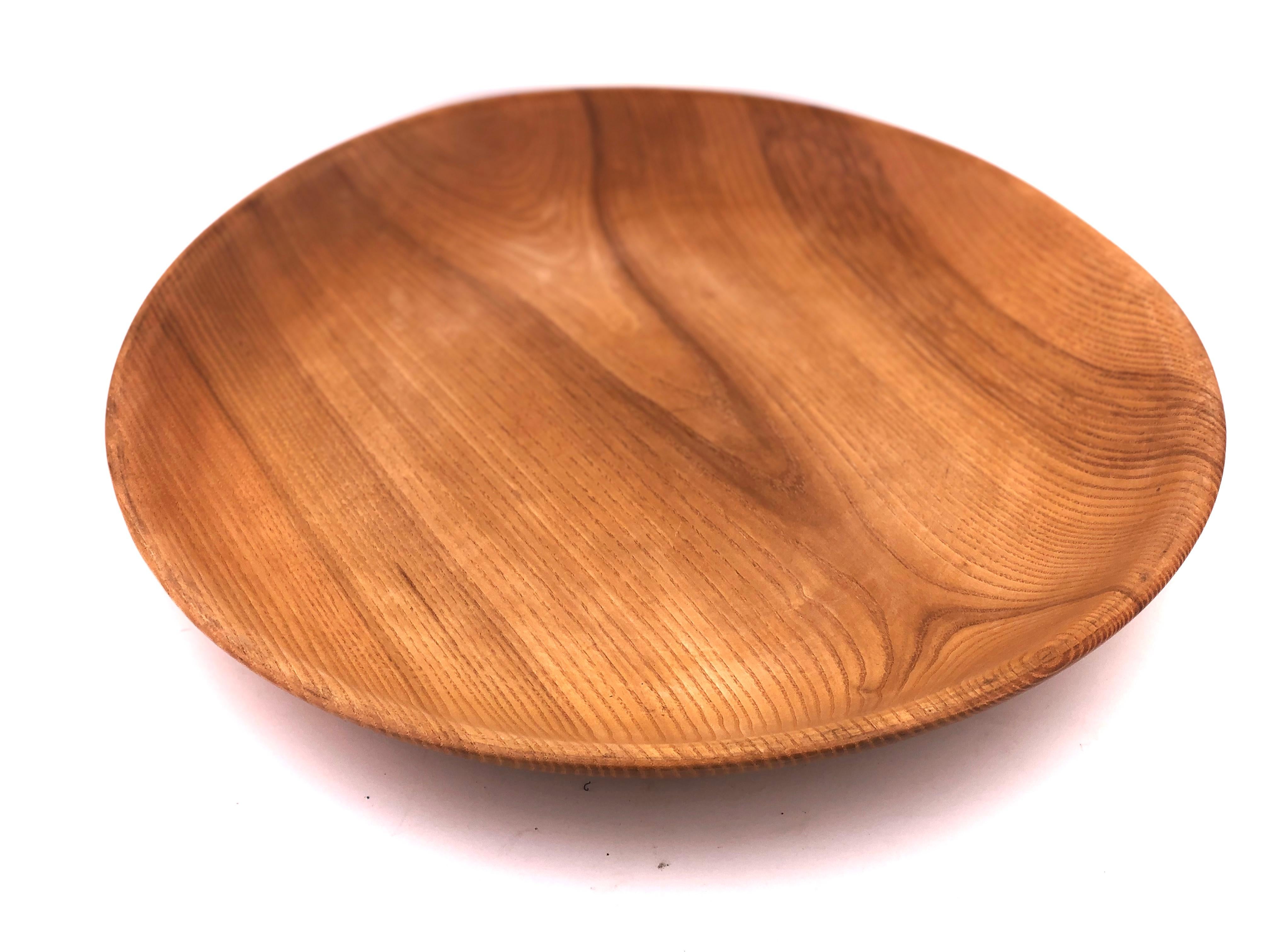 Mid-Century Modern Beautiful Solid Birch Hand Turned Large Bowl Signed by Michael J Holmquist For Sale