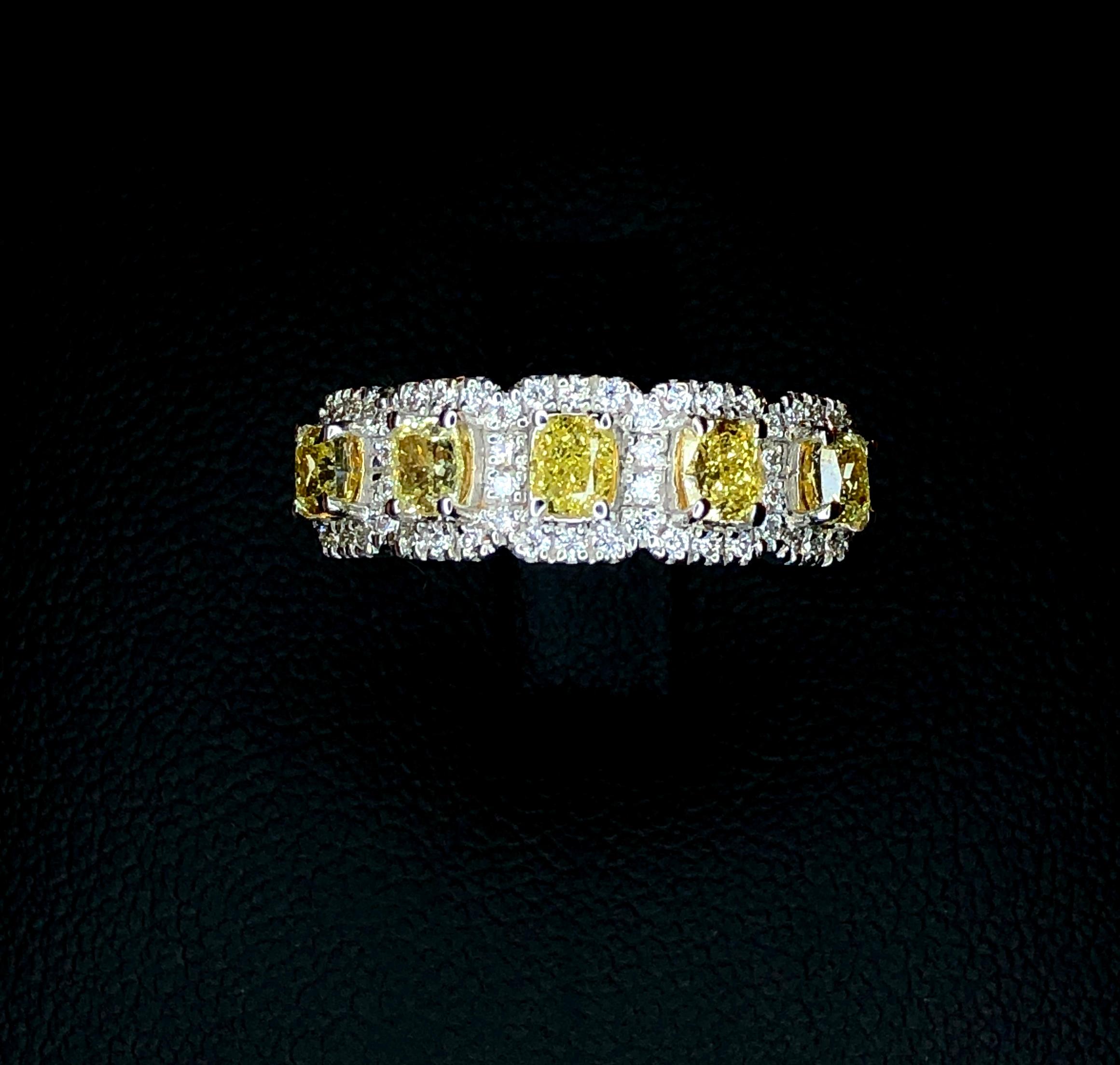 Schöner spektakulärer 18K gelb-weißer Diamantring  Damen
