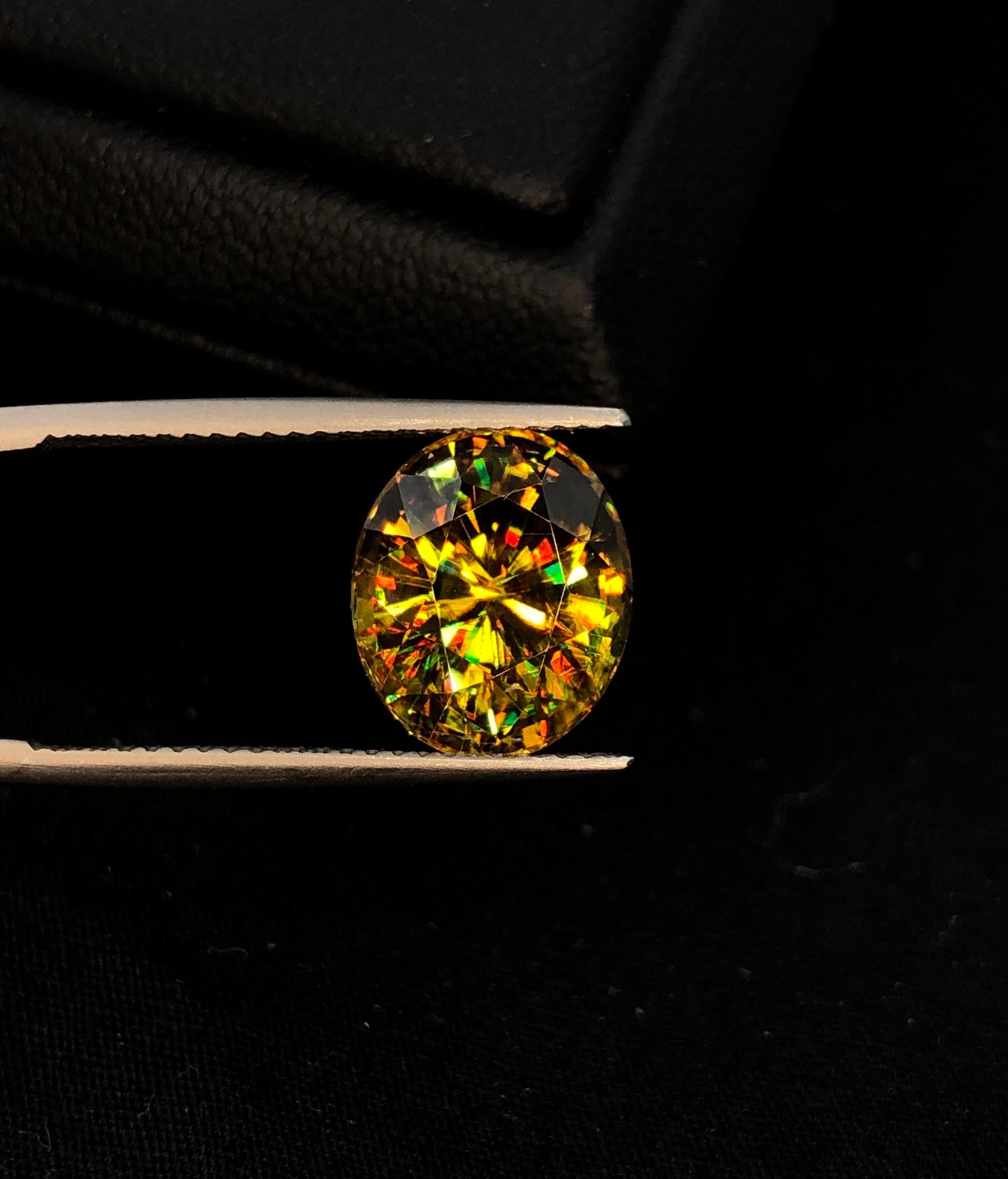 Sphène Vert-jaune De Madagascar 5.5mm - Naturel 0.63 Carat - Traitement Aucun