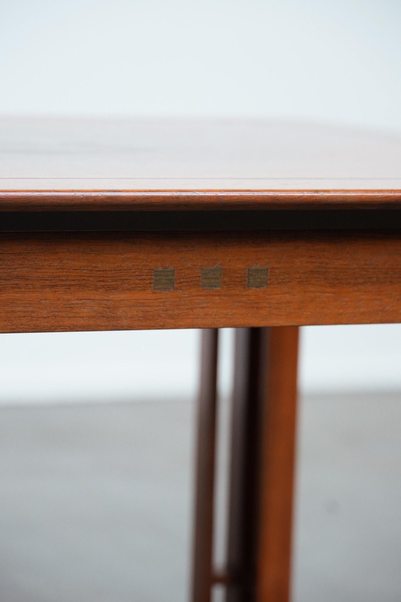 Beautiful square design Art Deco side/coffee table For Sale 8