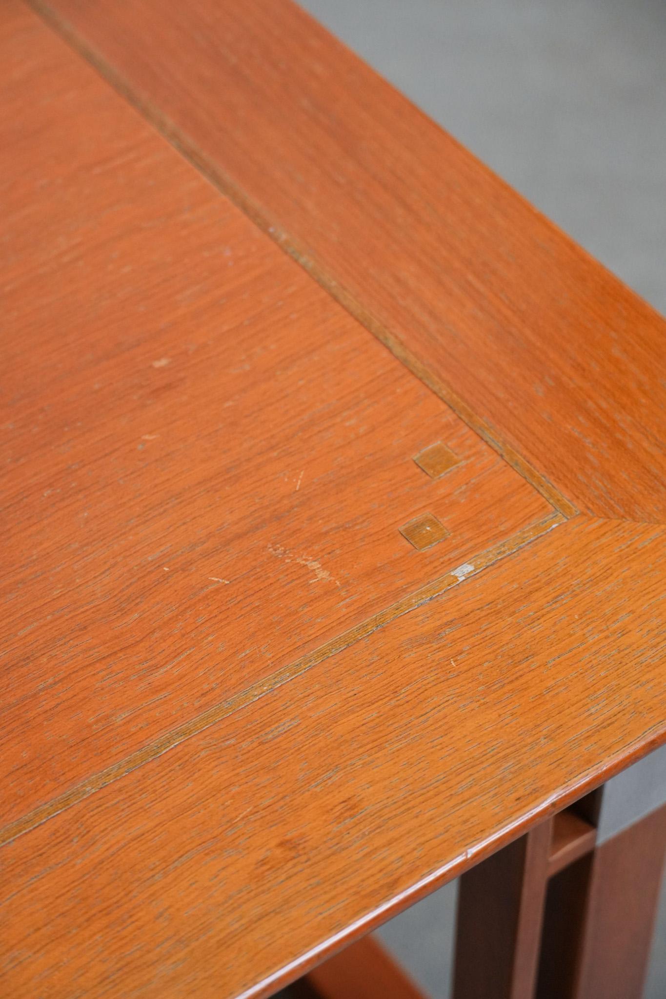 Beautiful square design Art Deco side/coffee table For Sale 3