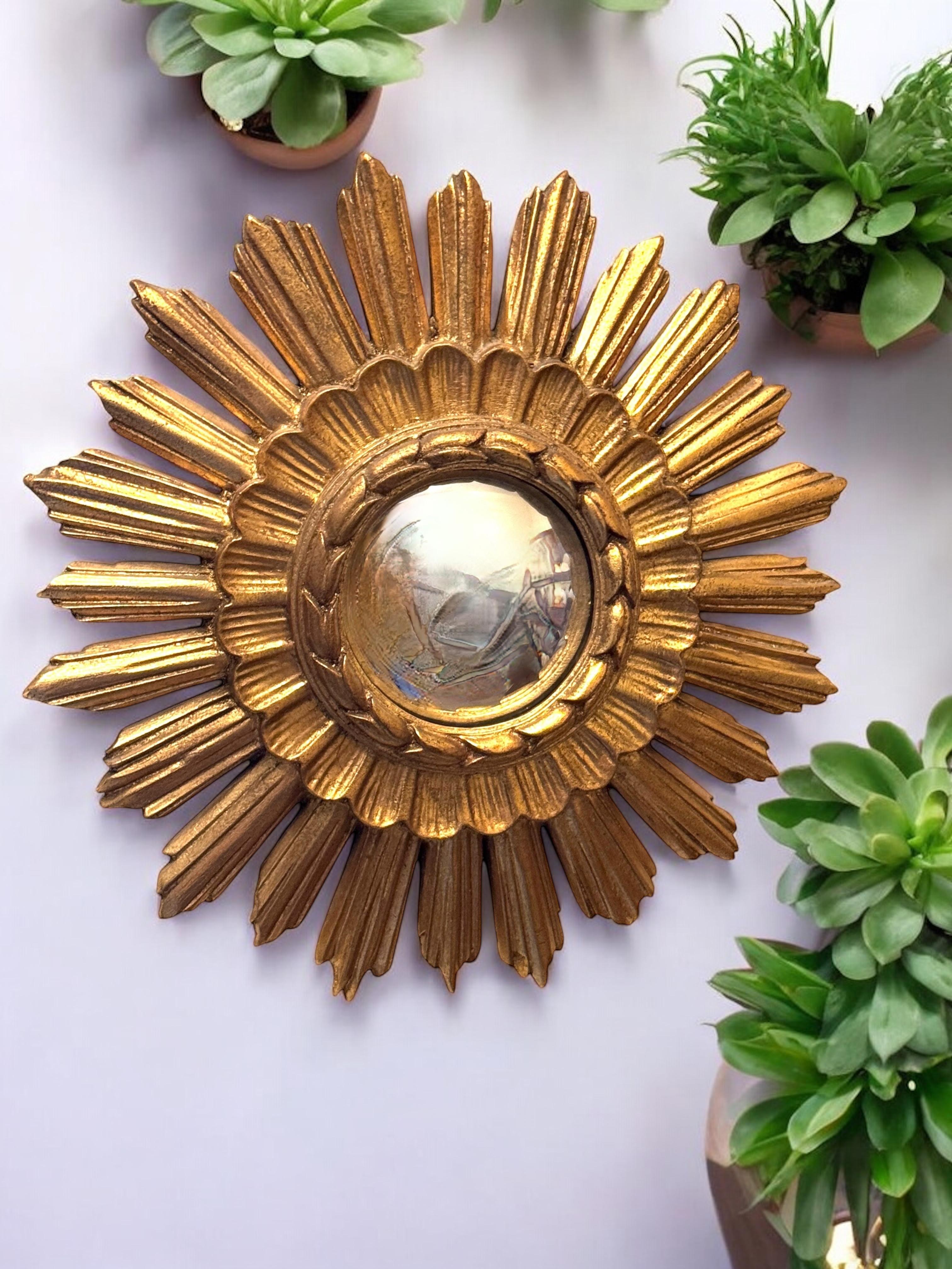 Beautiful Starburst Sunburst Gilded Resin Convex Mirror Belgium, circa 1960s For Sale 6