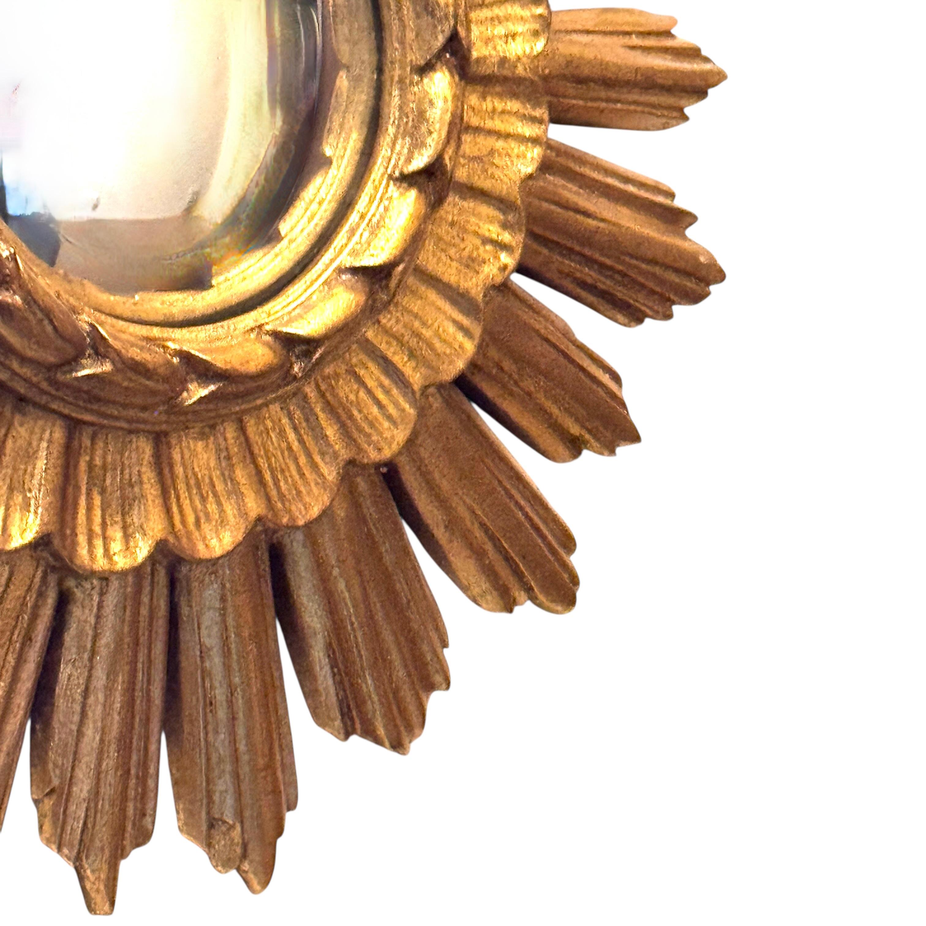 Mid-20th Century Beautiful Starburst Sunburst Gilded Resin Convex Mirror Belgium, circa 1960s For Sale