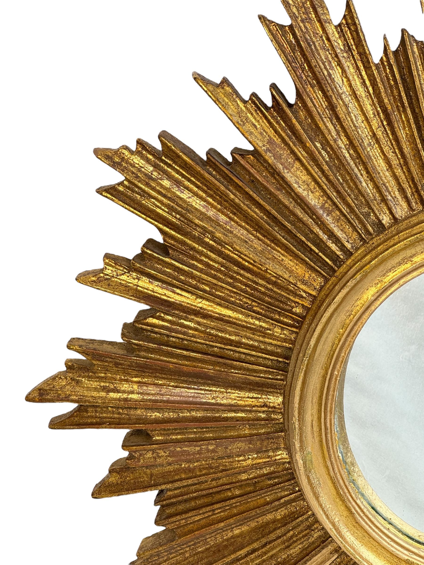 Beautiful Starburst Sunburst Gilded Resin Convex Mirror Belgium, circa 1970s For Sale 4