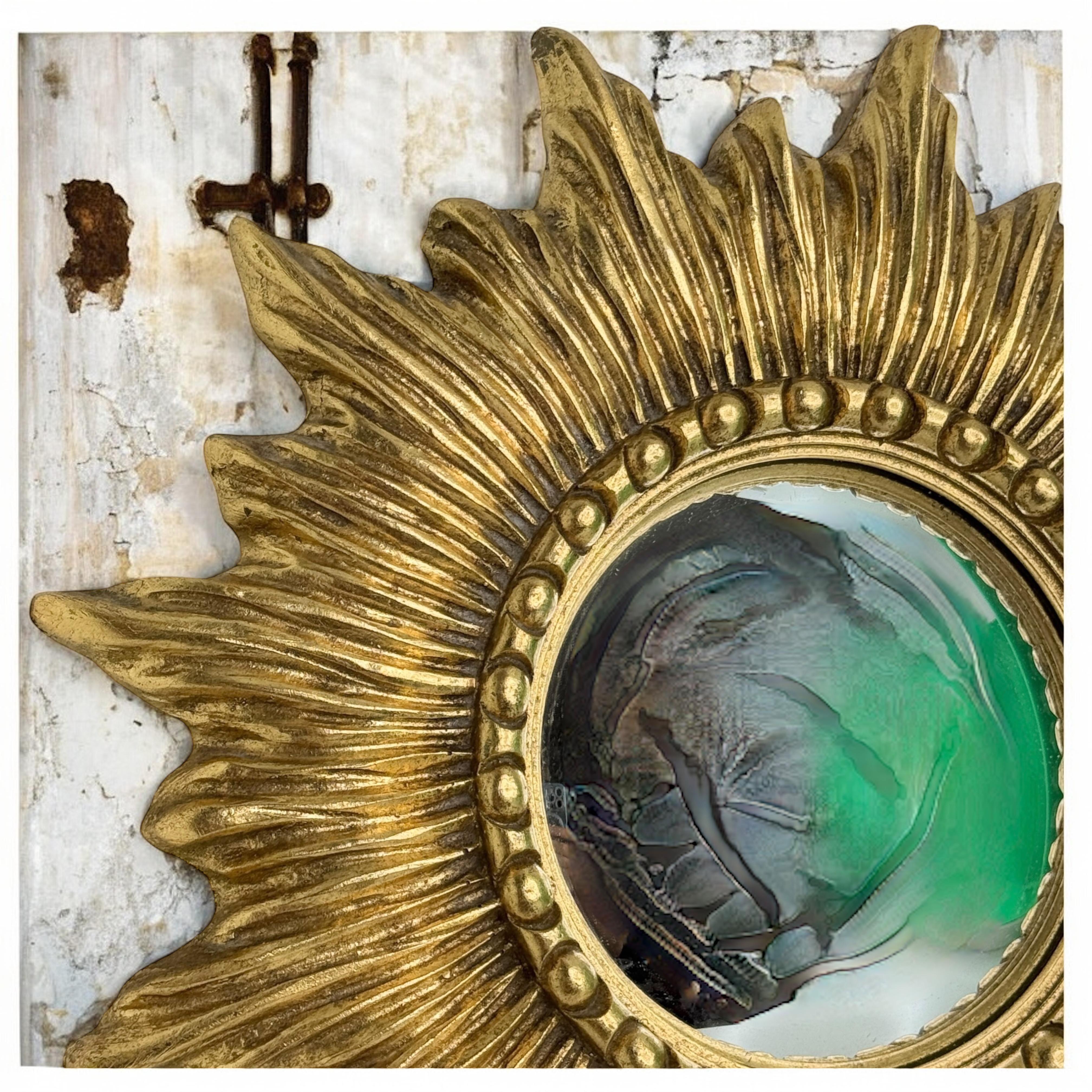 Beautiful Starburst Sunburst Gilded Resin Convex Mirror Belgium, circa 1970s For Sale 10