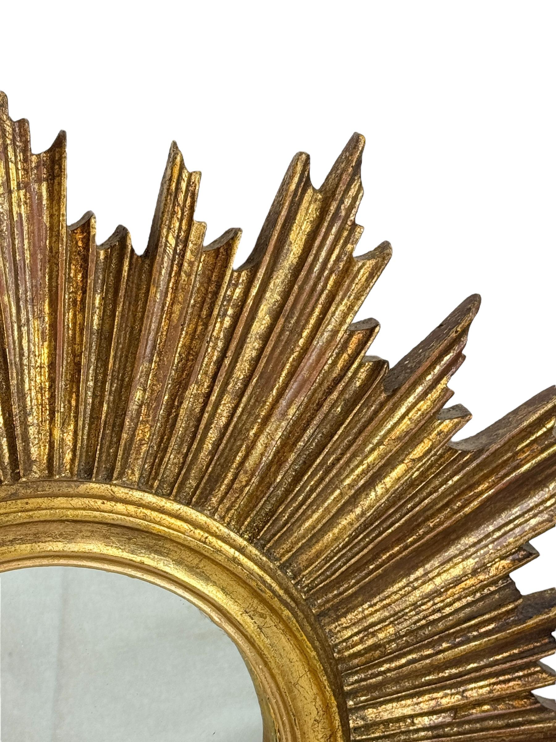 Late 20th Century Beautiful Starburst Sunburst Gilded Resin Convex Mirror Belgium, circa 1970s For Sale